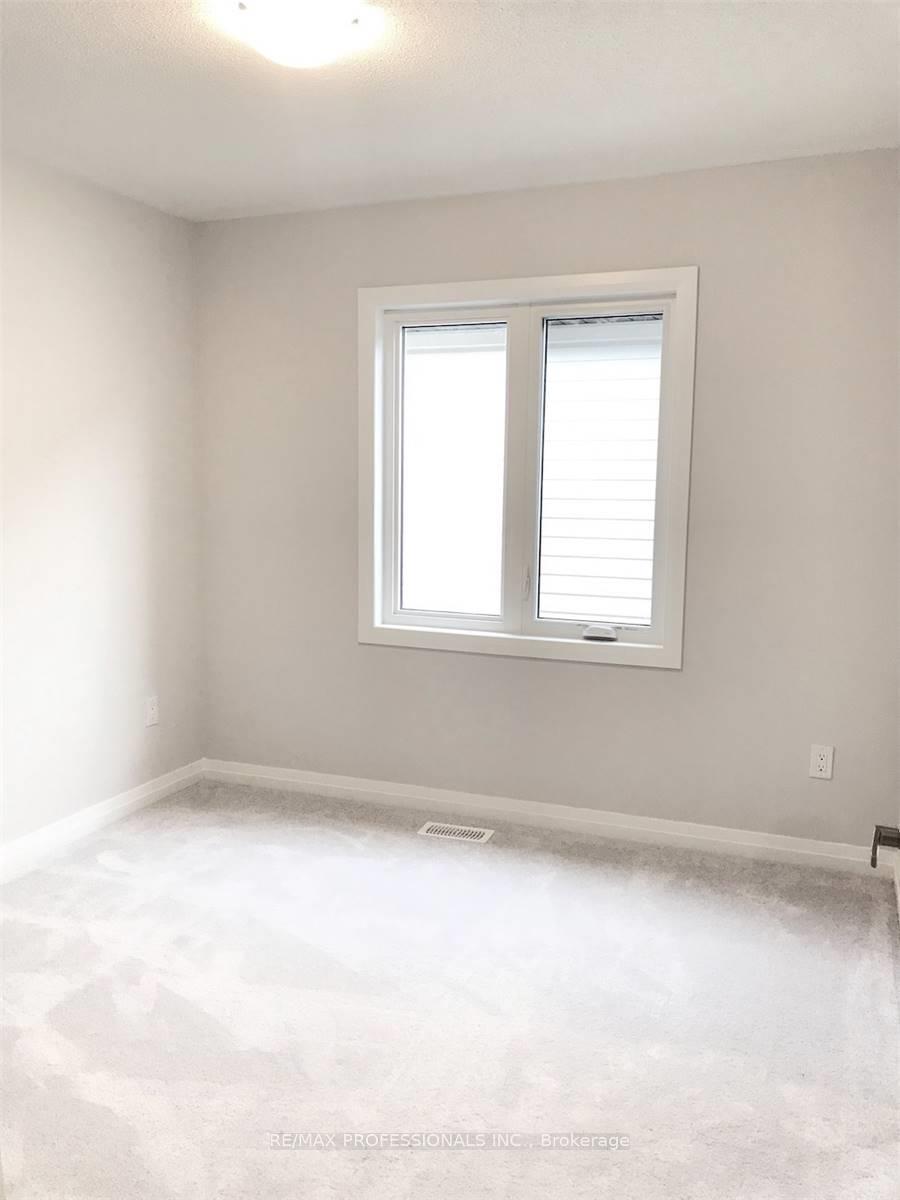 Photo 15 of 252 Provident Way, Hamilton, Mount Hope — HOMEH