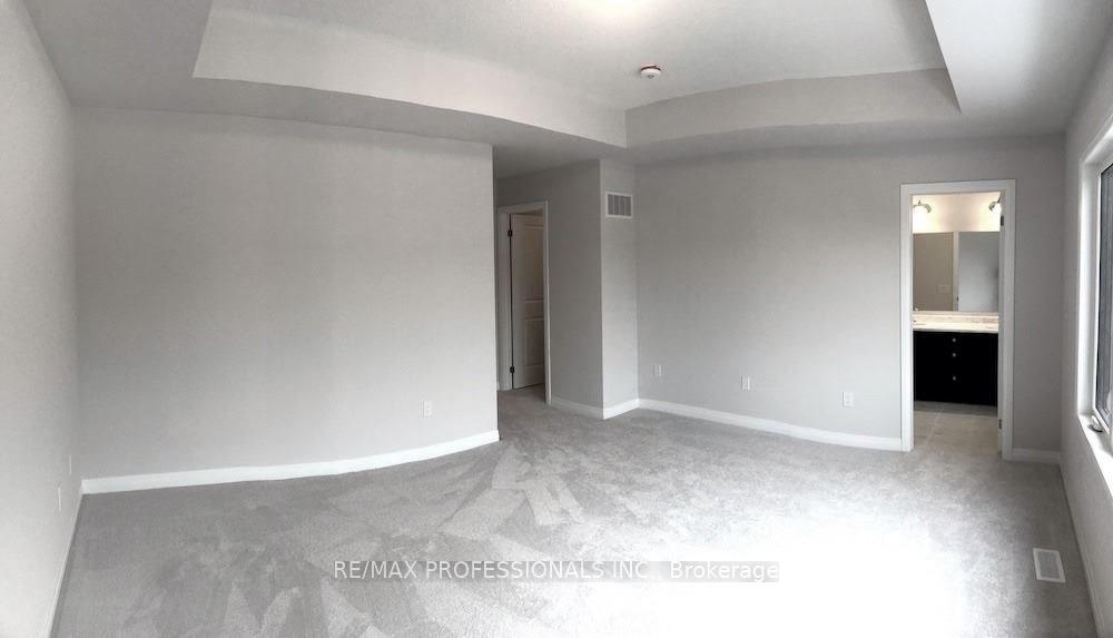 Photo 16 of 252 Provident Way, Hamilton, Mount Hope — HOMEH