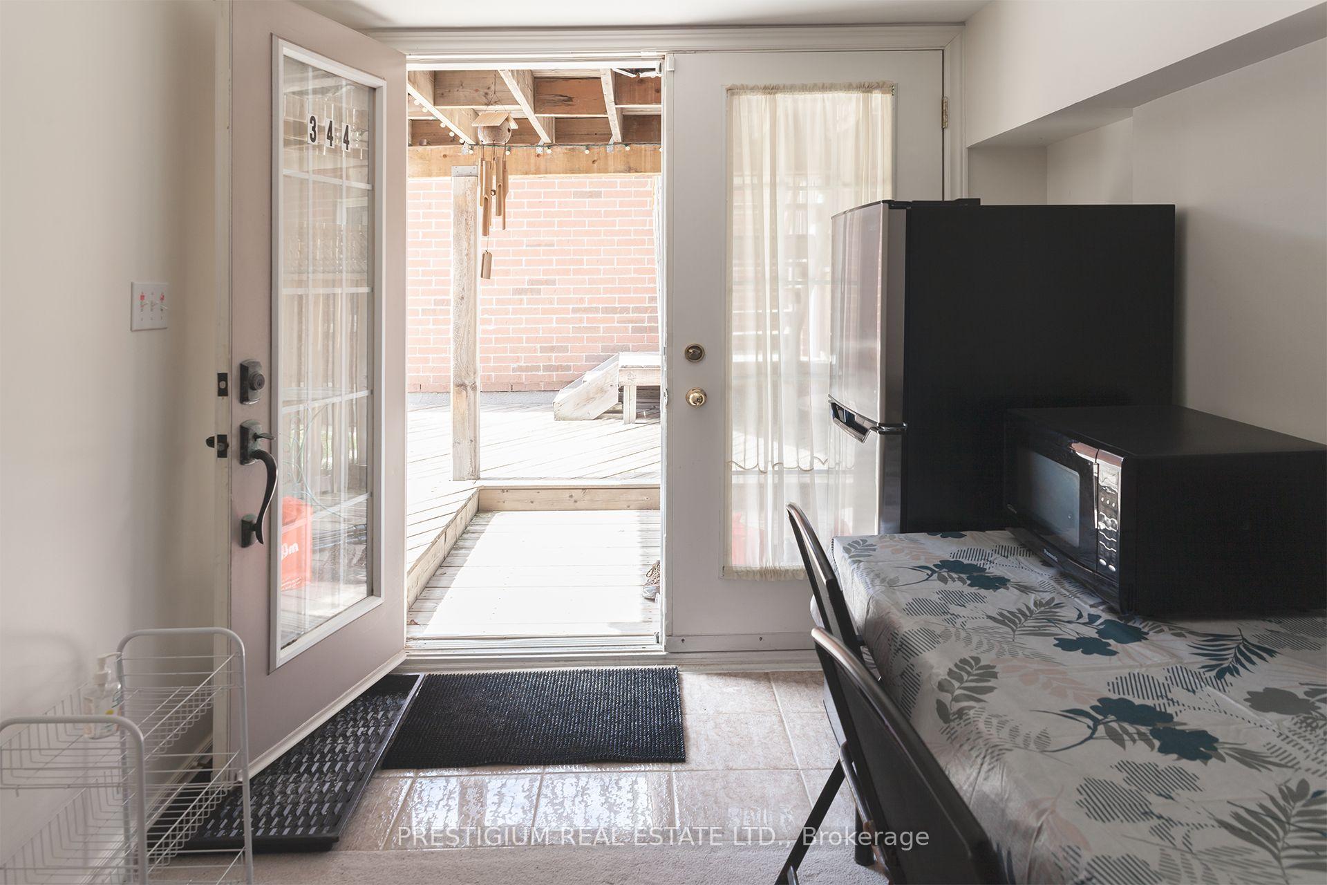 Photo 4 of Unit Bsmt, 344 William Berczy Boulevard, Markham, Berczy — HOMEH