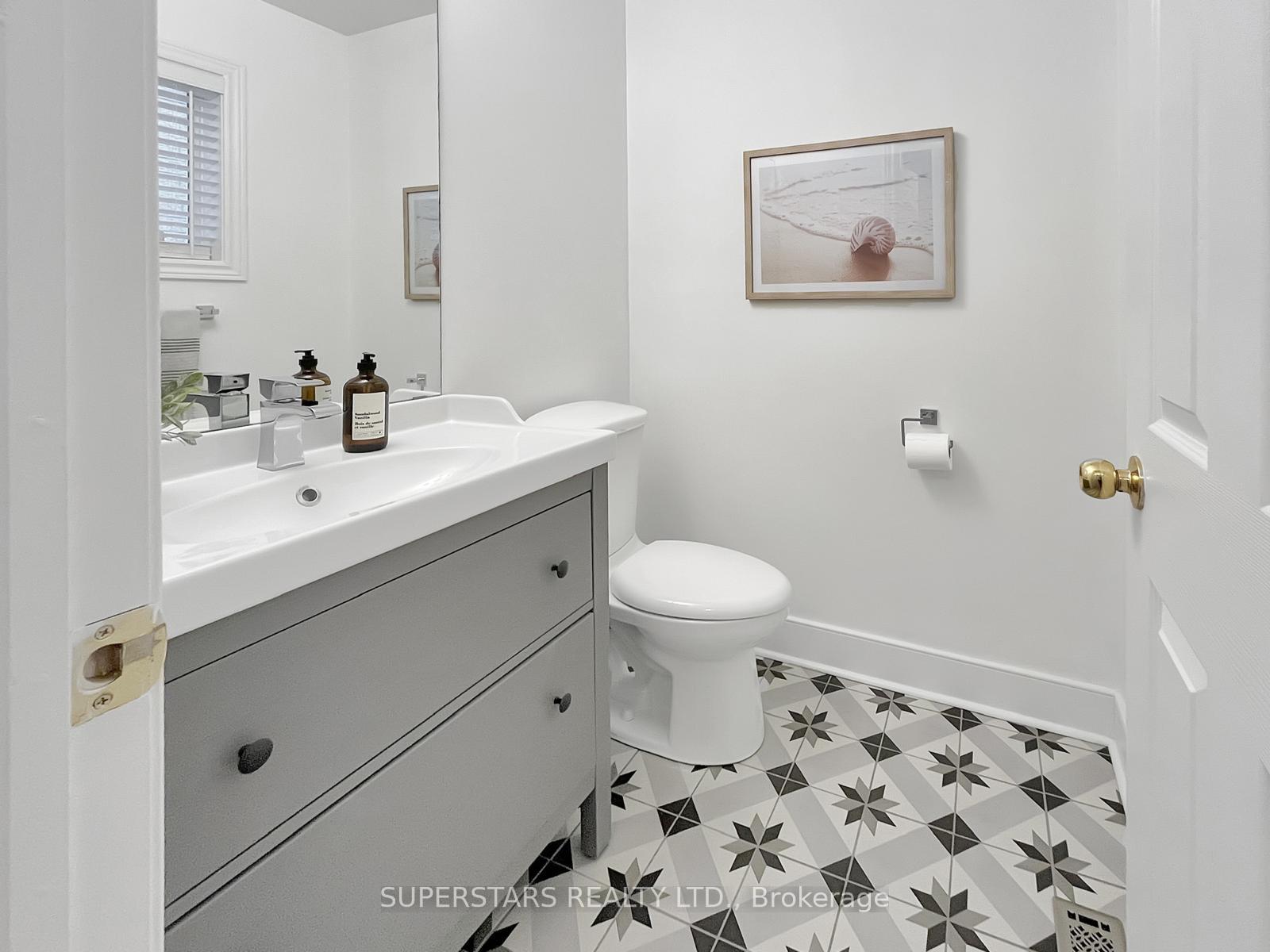 Photo 12 of 23 Bloomsbury Road, Markham, Greensborough — HOMEH