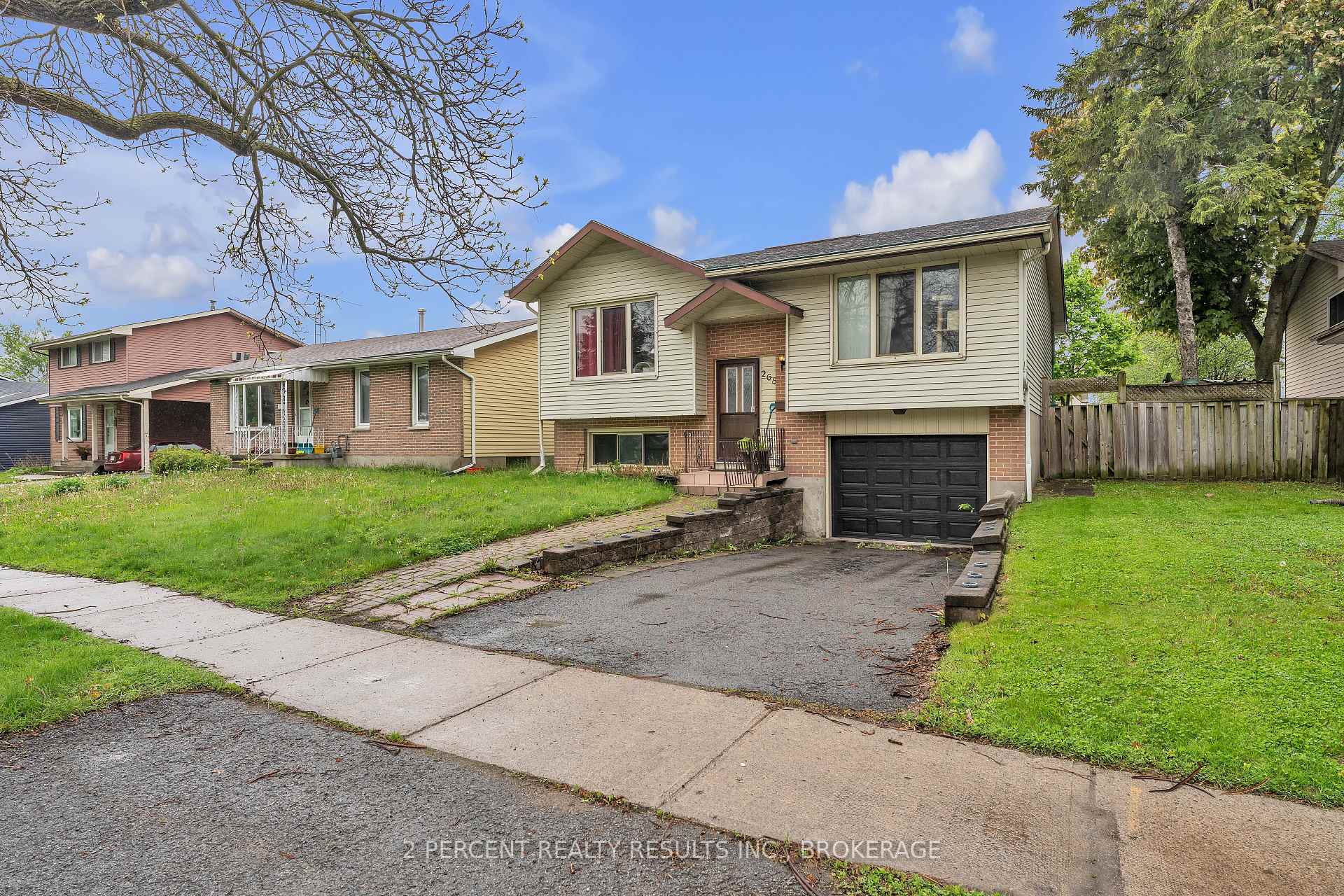Photo 1 of 268 Sutherland Drive, Kingston, Rideau — HOMEH