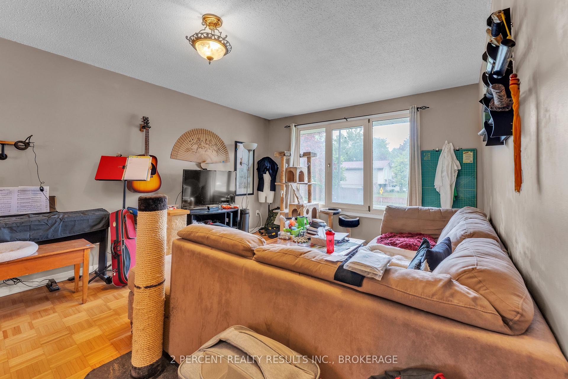 Photo 7 of 268 Sutherland Drive, Kingston, Rideau — HOMEH