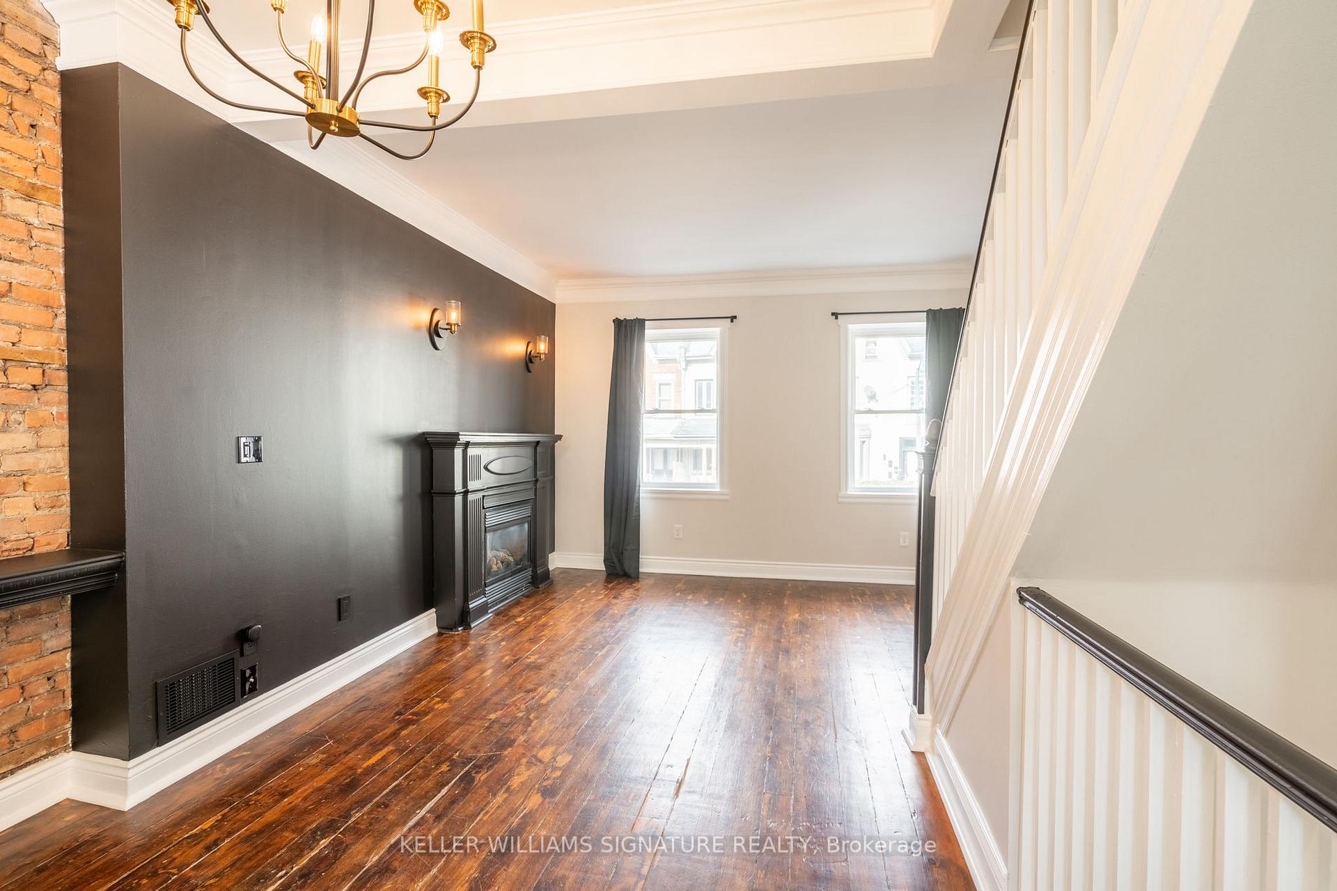 Photo 5 of Unit 1, 279 Main Street W, Hamilton, Kirkendall — HOMEH