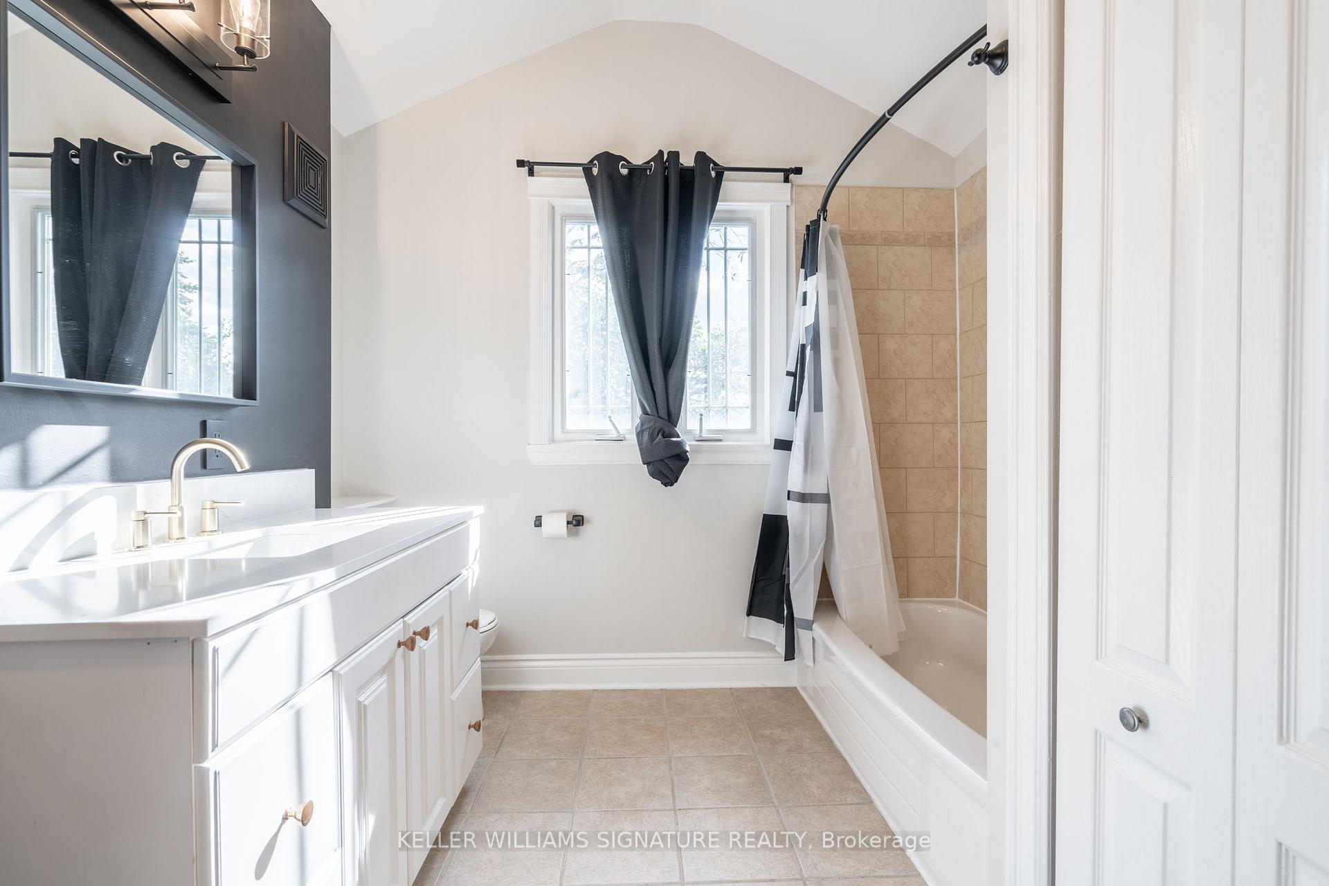 Photo 15 of Unit 1, 279 Main Street W, Hamilton, Kirkendall — HOMEH