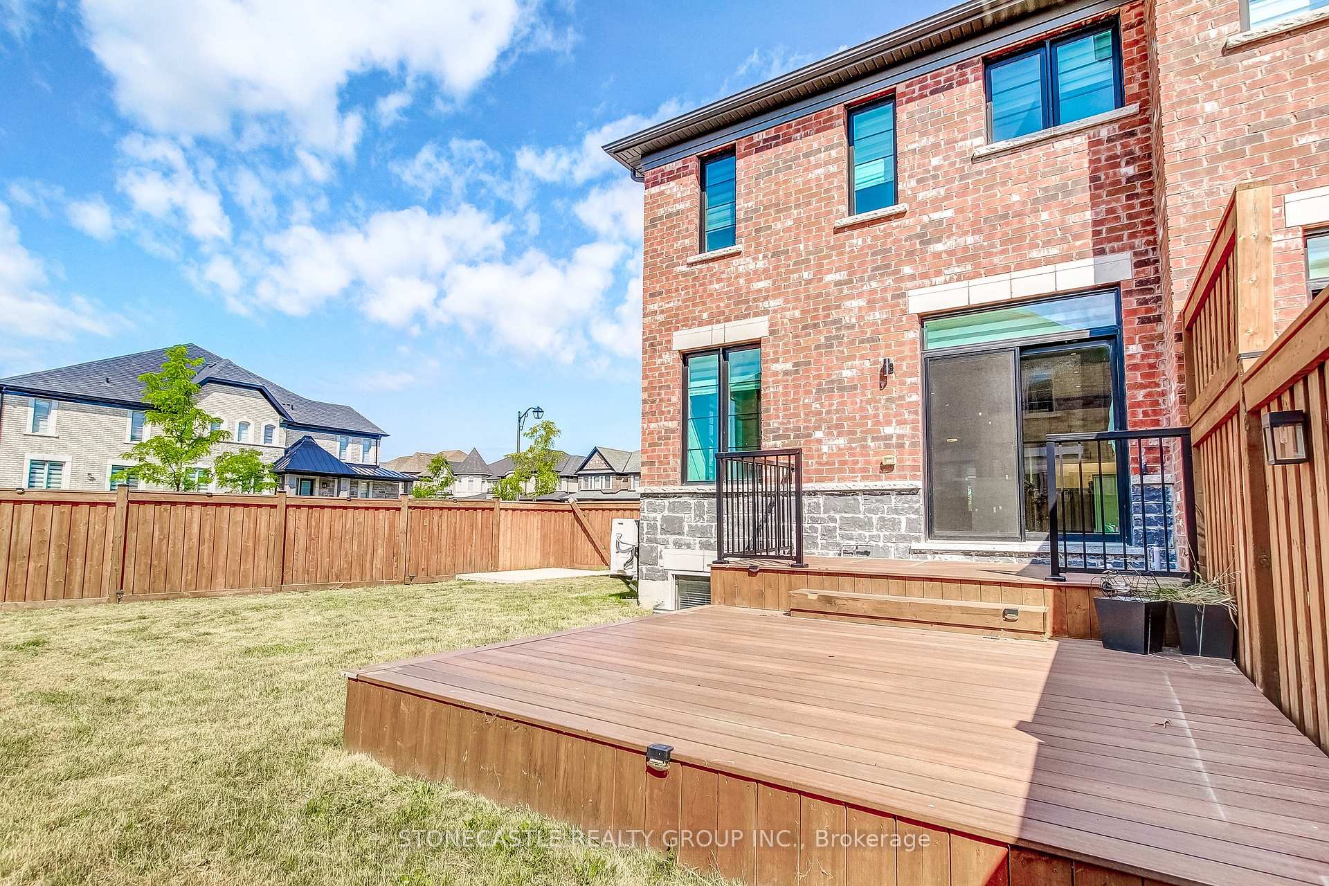 Photo 14 of 526 Beam Court, Milton, Ford — HOMEH