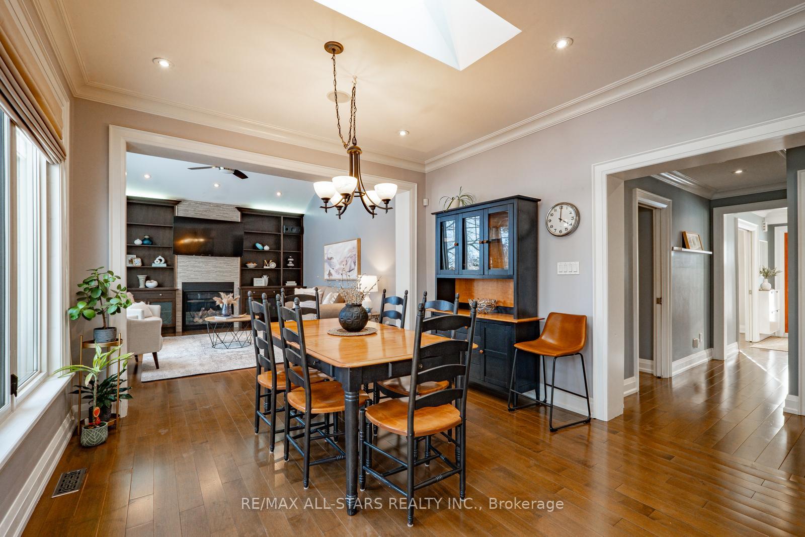 Photo 17 of 39 Lincoln Green Drive, Markham, Bullock — HOMEH