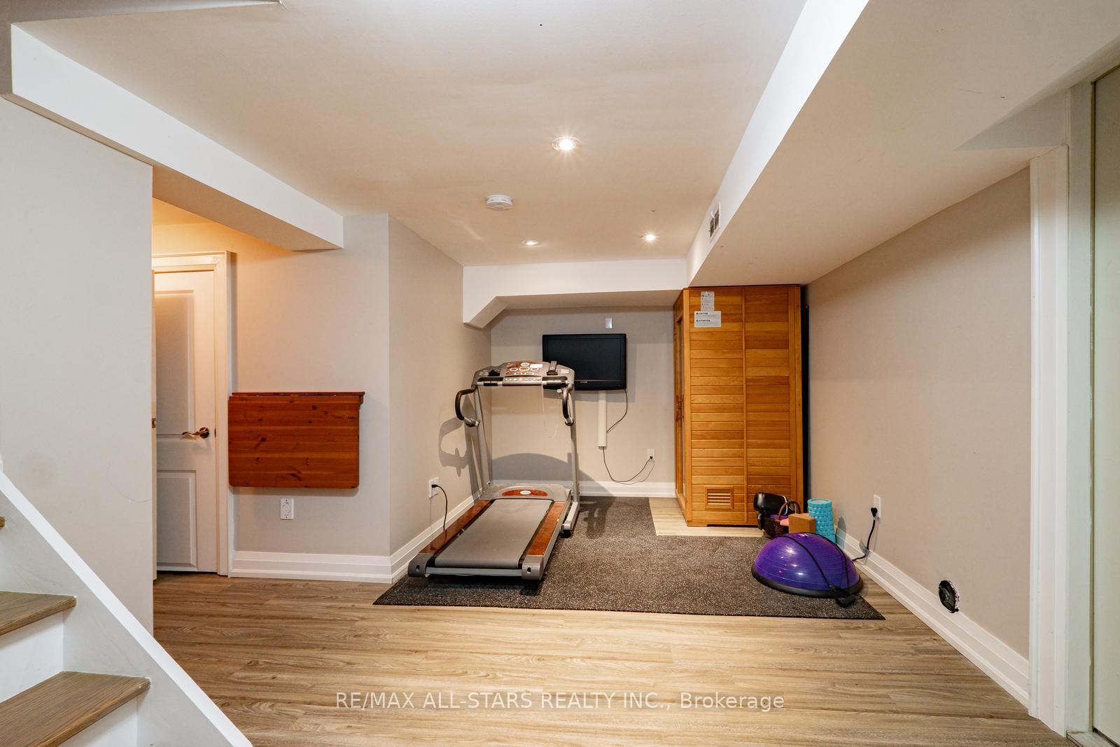 Photo 39 of 39 Lincoln Green Drive, Markham, Bullock — HOMEH