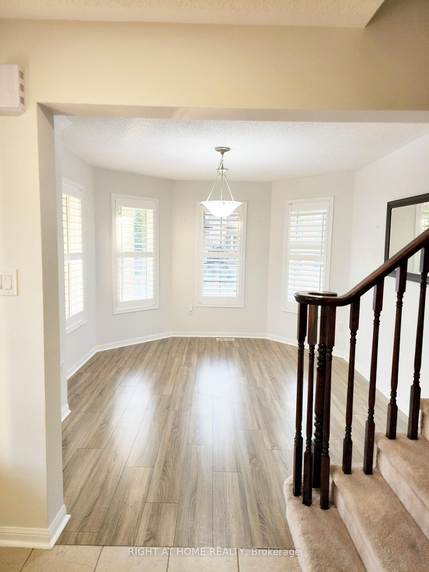 Photo 22 of 926 McTrach Crescent, Milton, Harrison — HOMEH
