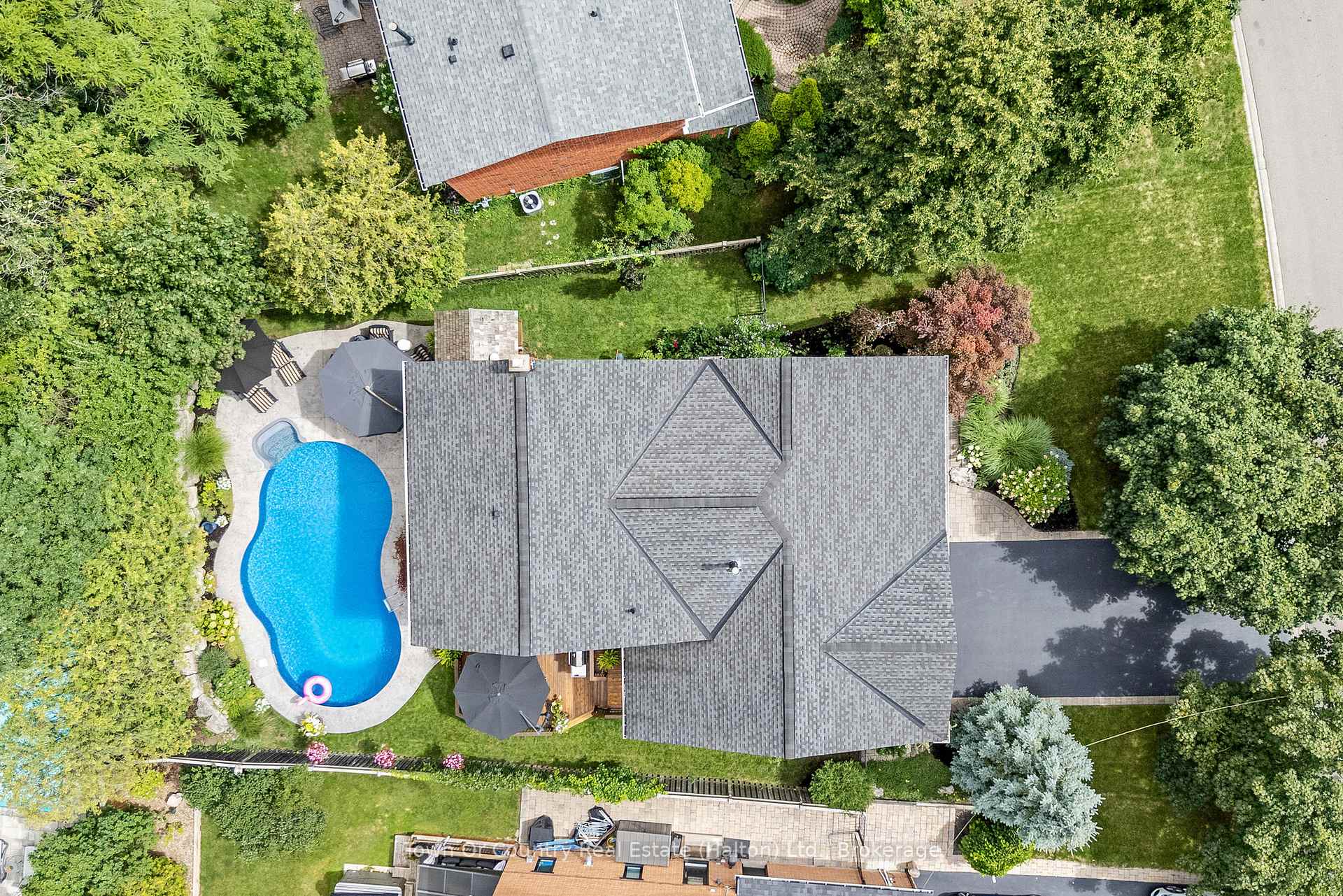 Photo 4 of 491 White Drive, Milton, Timberlea — HOMEH