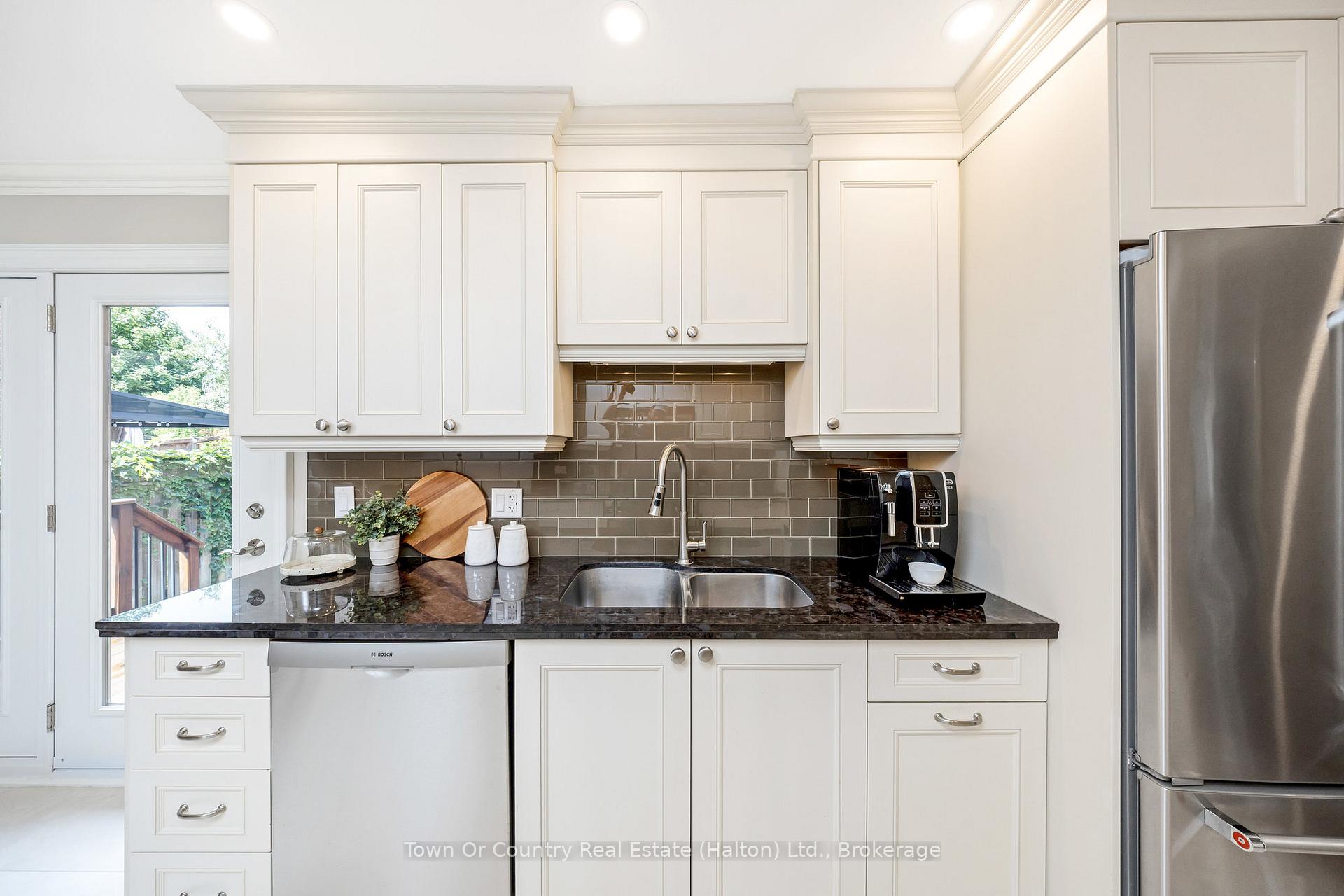 Photo 14 of 491 White Drive, Milton, Timberlea — HOMEH