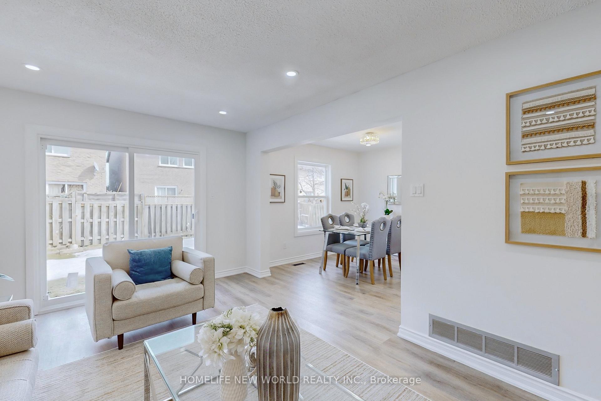 Photo 5 of 154 Appleby Crescent, Markham, Milliken Mills West — HOMEH