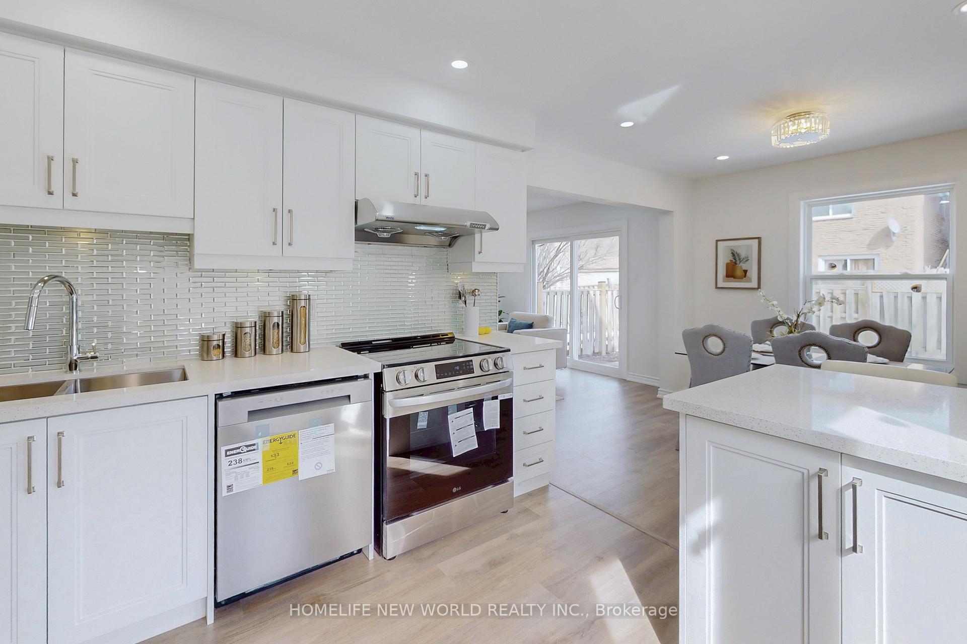 Photo 14 of 154 Appleby Crescent, Markham, Milliken Mills West — HOMEH