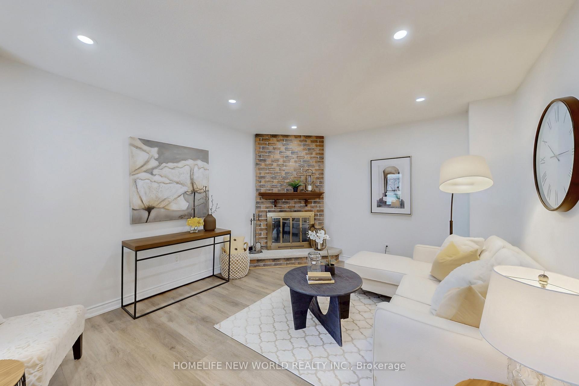 Photo 17 of 154 Appleby Crescent, Markham, Milliken Mills West — HOMEH