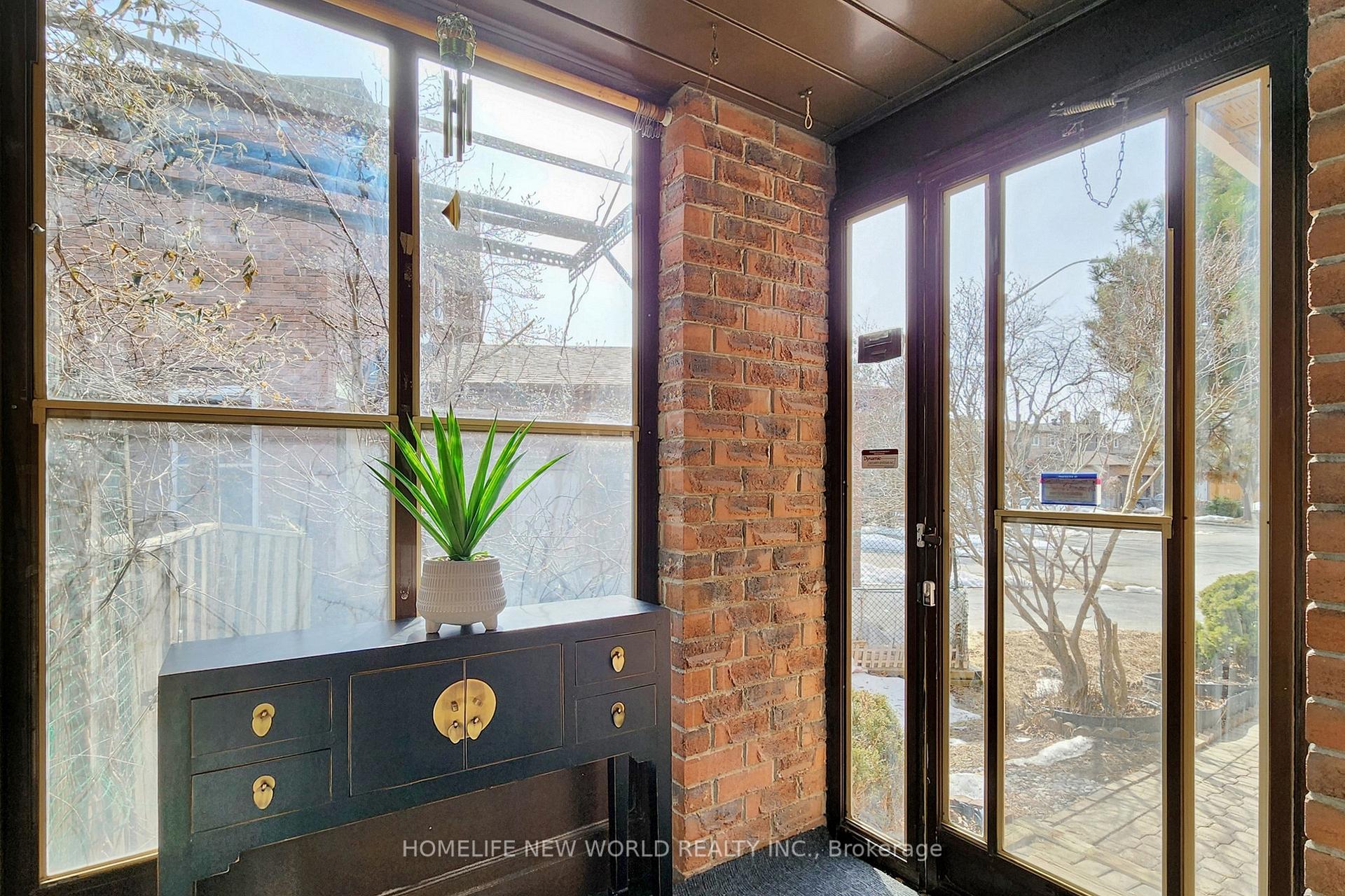 Photo 48 of 154 Appleby Crescent, Markham, Milliken Mills West — HOMEH