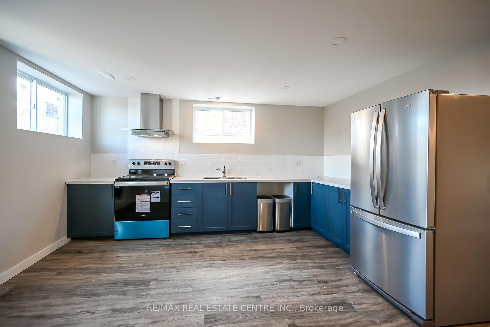 Photo 2 of Unit B, 75 Kimberly Drive, Hamilton, Rosedale — HOMEH