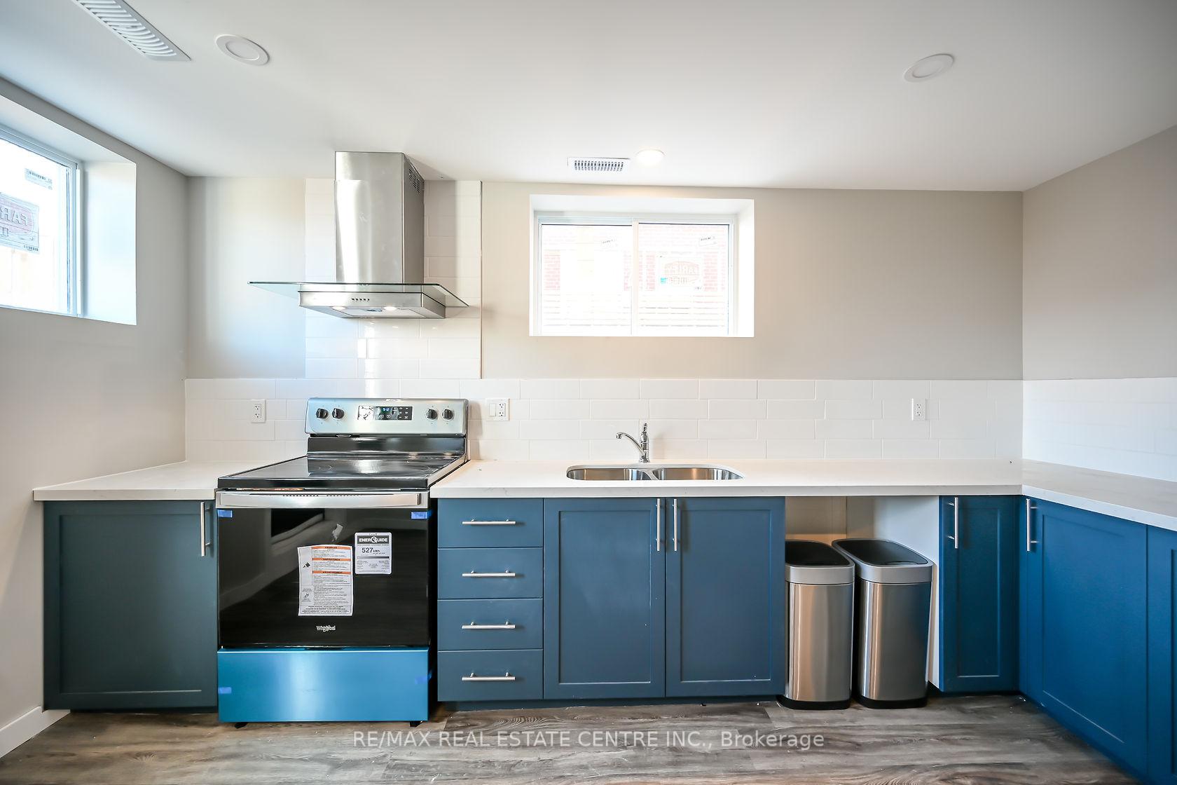 Photo 3 of Unit B, 75 Kimberly Drive, Hamilton, Rosedale — HOMEH
