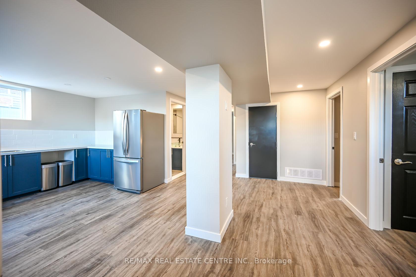 Photo 9 of Unit B, 75 Kimberly Drive, Hamilton, Rosedale — HOMEH