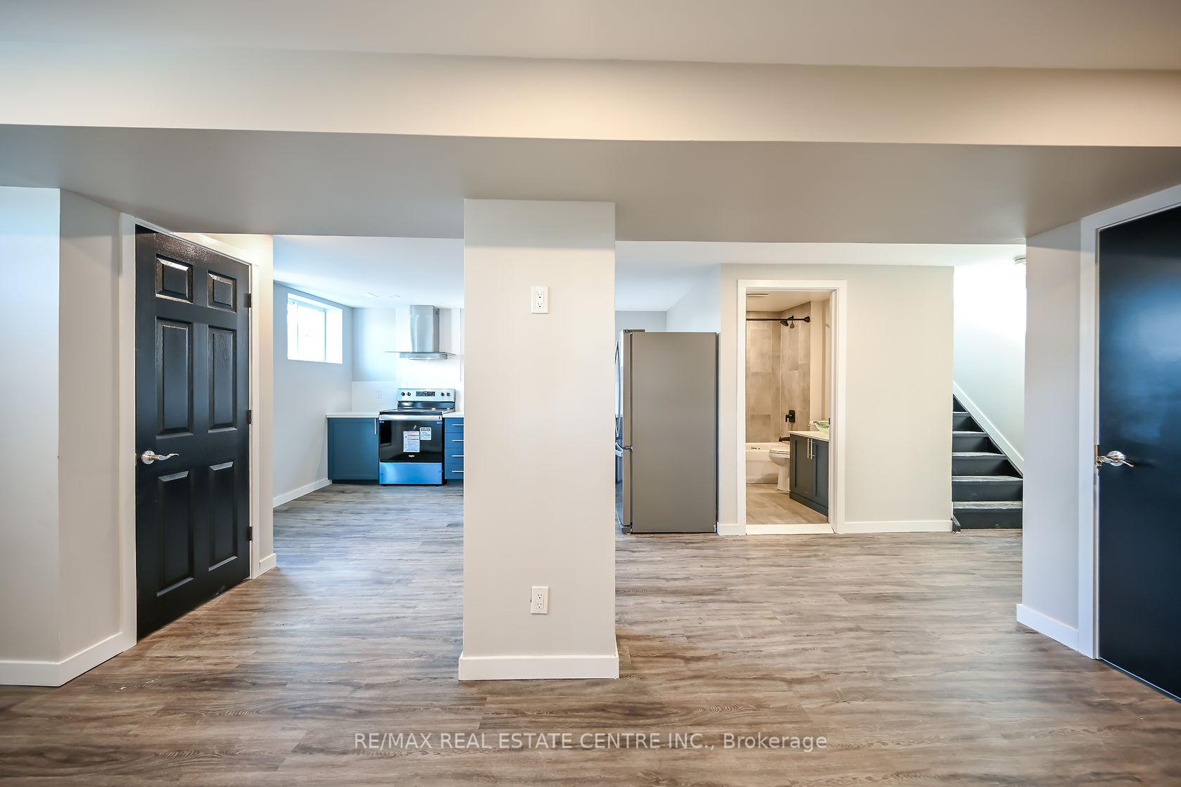 Photo 10 of Unit B, 75 Kimberly Drive, Hamilton, Rosedale — HOMEH