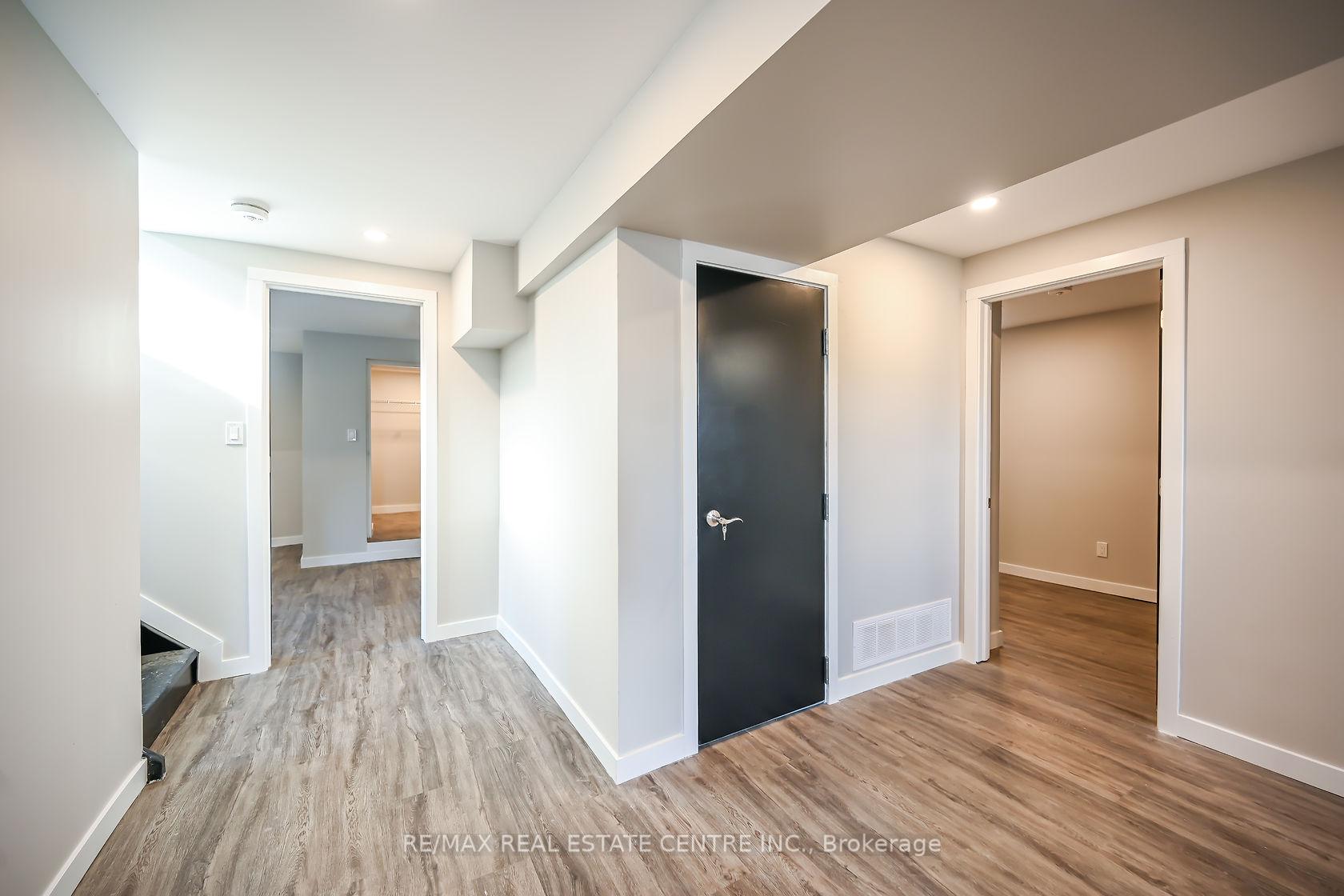Photo 13 of Unit B, 75 Kimberly Drive, Hamilton, Rosedale — HOMEH