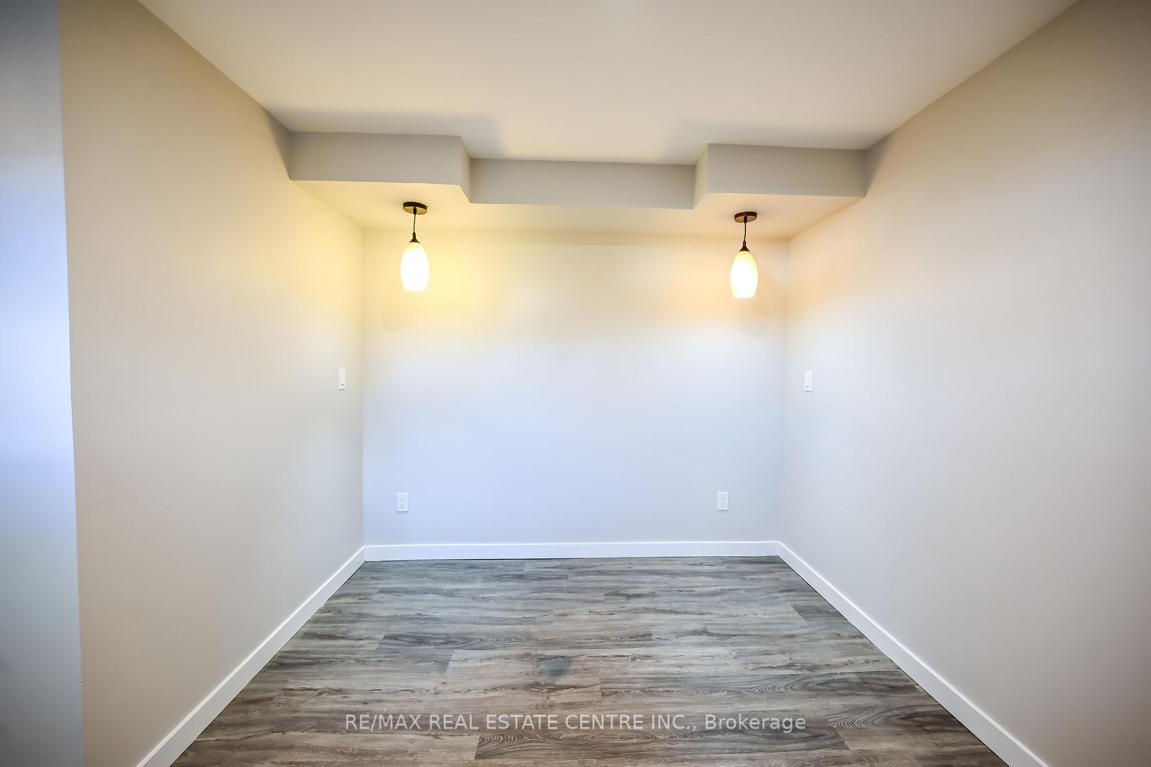 Photo 16 of Unit B, 75 Kimberly Drive, Hamilton, Rosedale — HOMEH