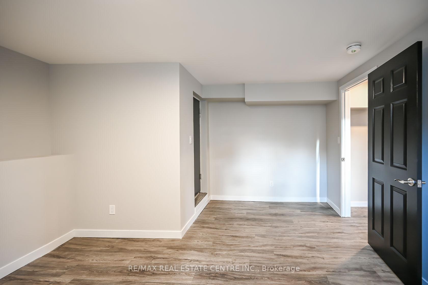 Photo 23 of Unit B, 75 Kimberly Drive, Hamilton, Rosedale — HOMEH
