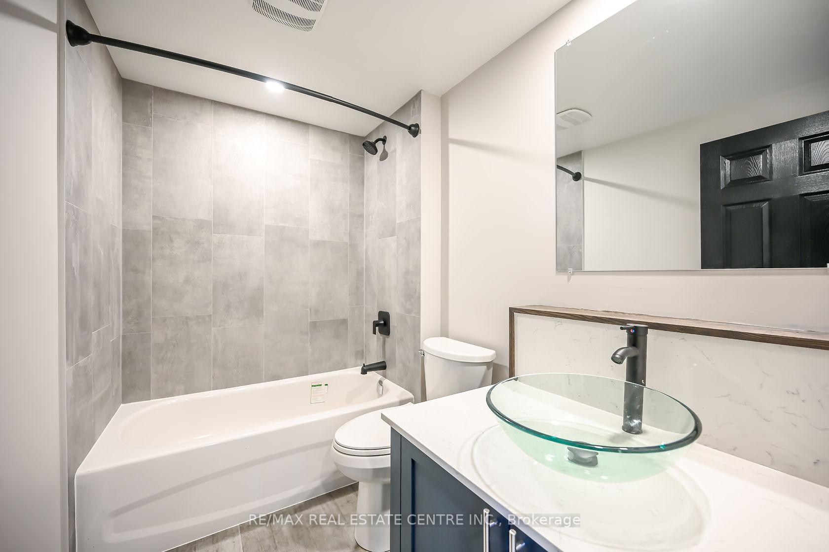Photo 24 of Unit B, 75 Kimberly Drive, Hamilton, Rosedale — HOMEH