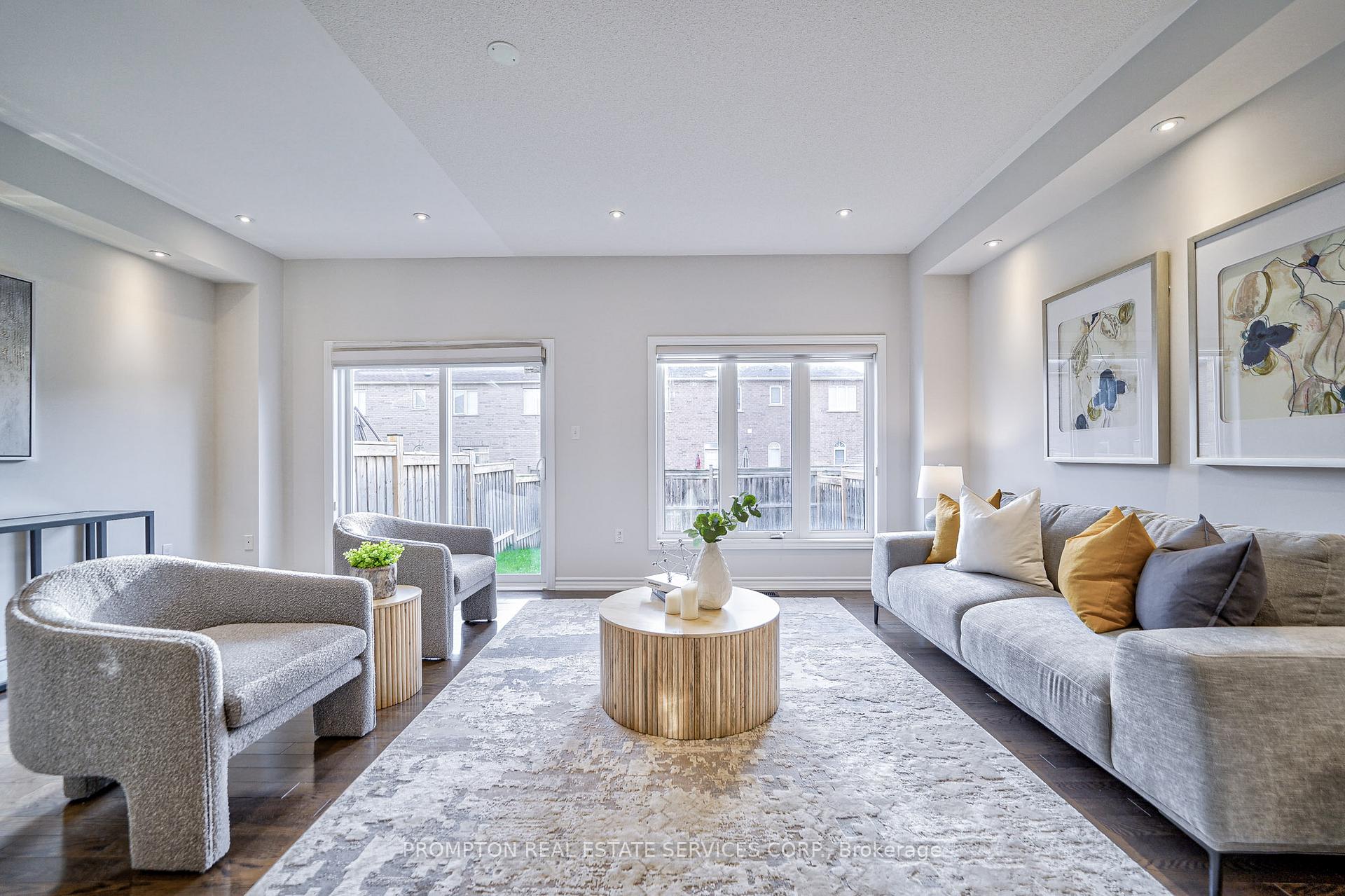 Photo 14 of 26 Memon Place, Markham, Wismer — HOMEH