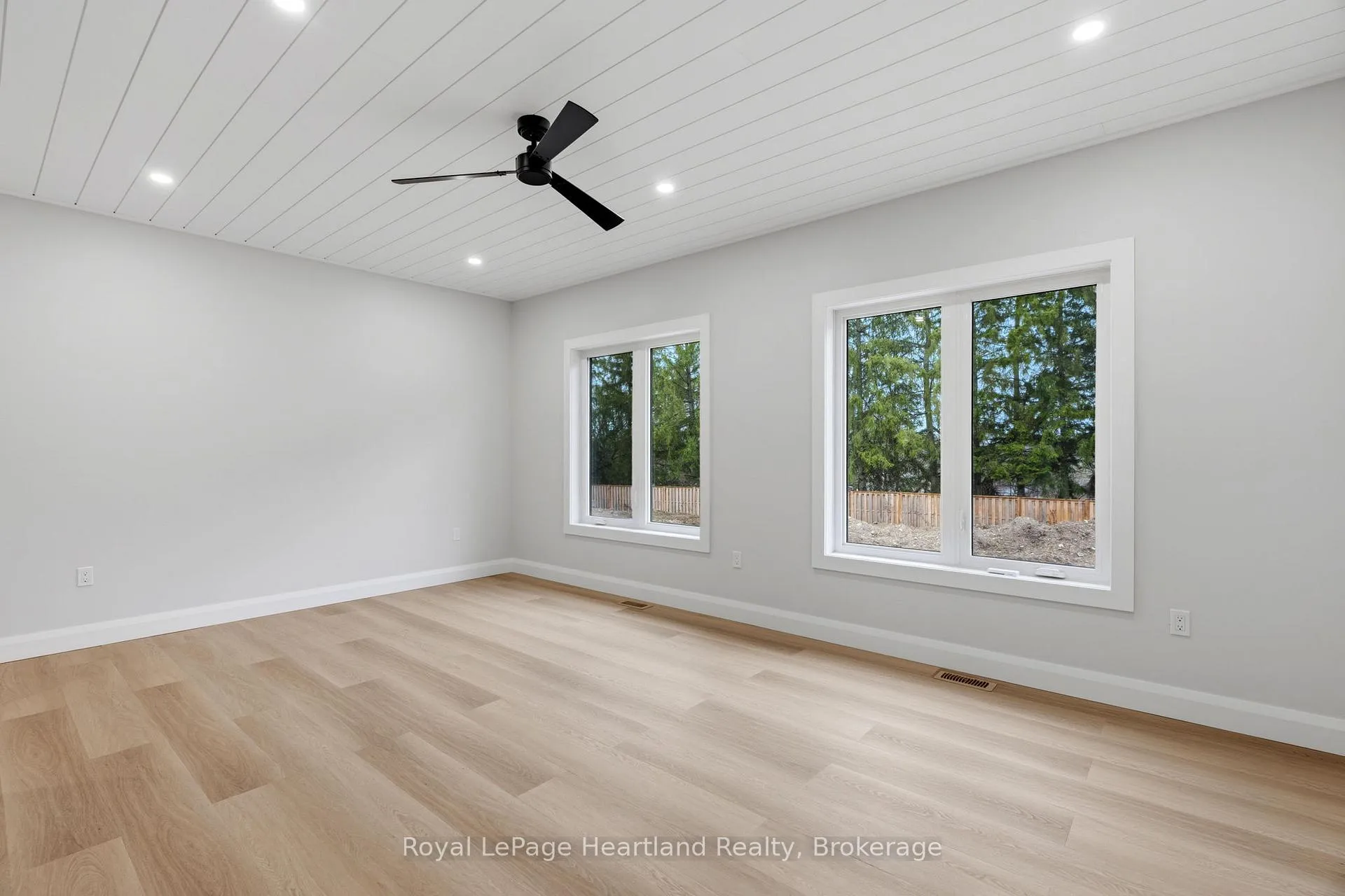 Photo 29 of 345 Turnberry Street, North Huron, Wingham — HOMEH