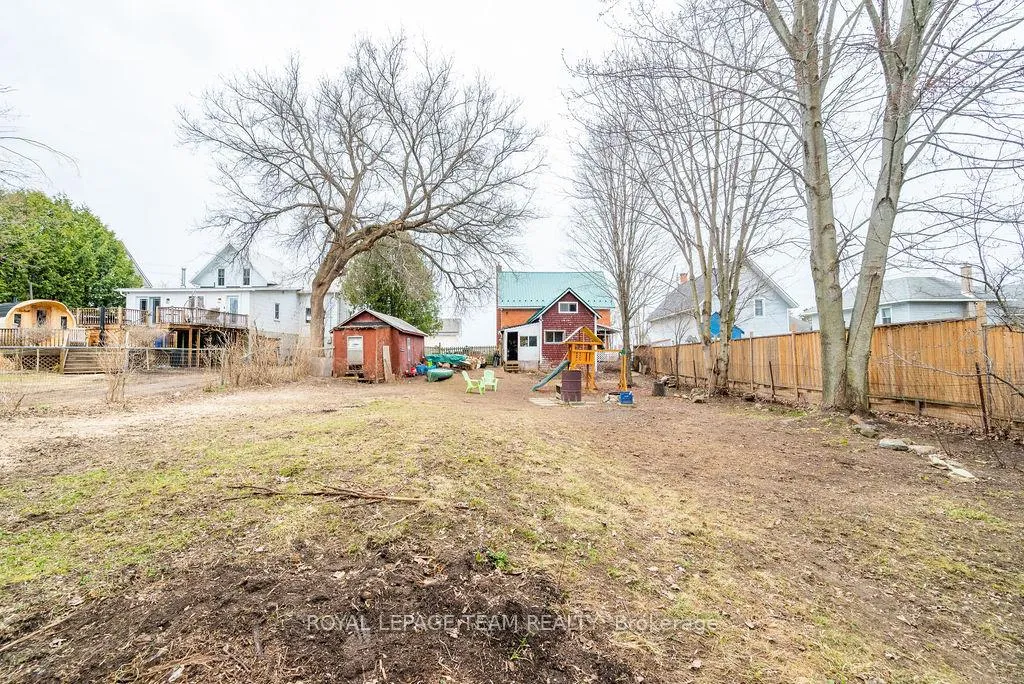 Photo 11 of 11168 60 Highway, North Algona Wilberforce, North Algona/Wilberforce Twp — HOMEH