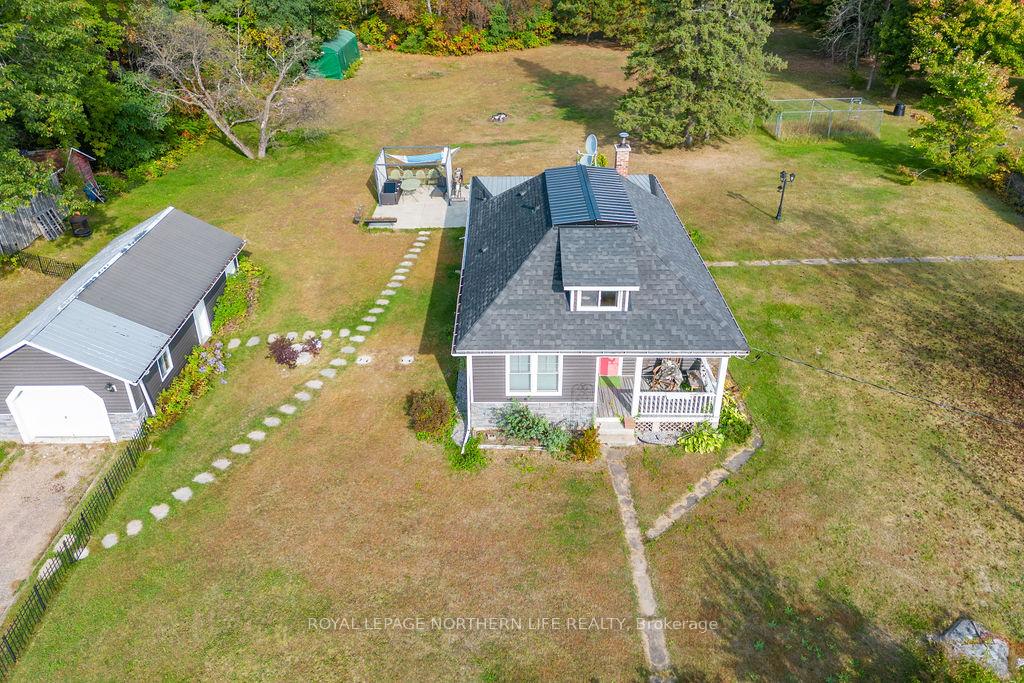 Photo 7 of 12476 Hwy 60, North Algona Wilberforce, North Algona/Wilberforce Twp — HOMEH