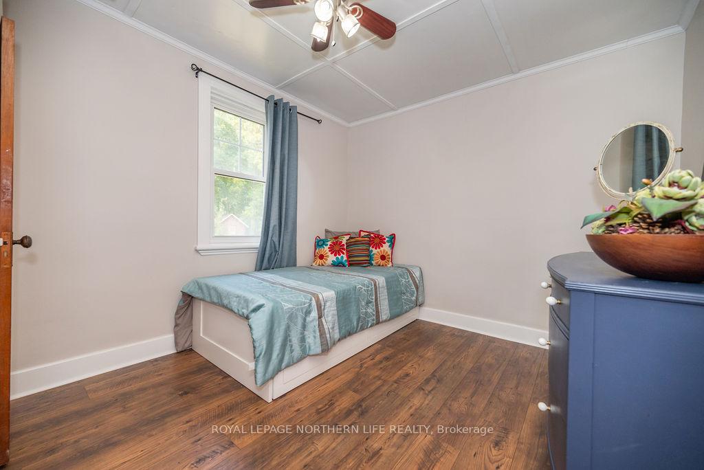 Photo 17 of 12476 Hwy 60, North Algona Wilberforce, North Algona/Wilberforce Twp — HOMEH