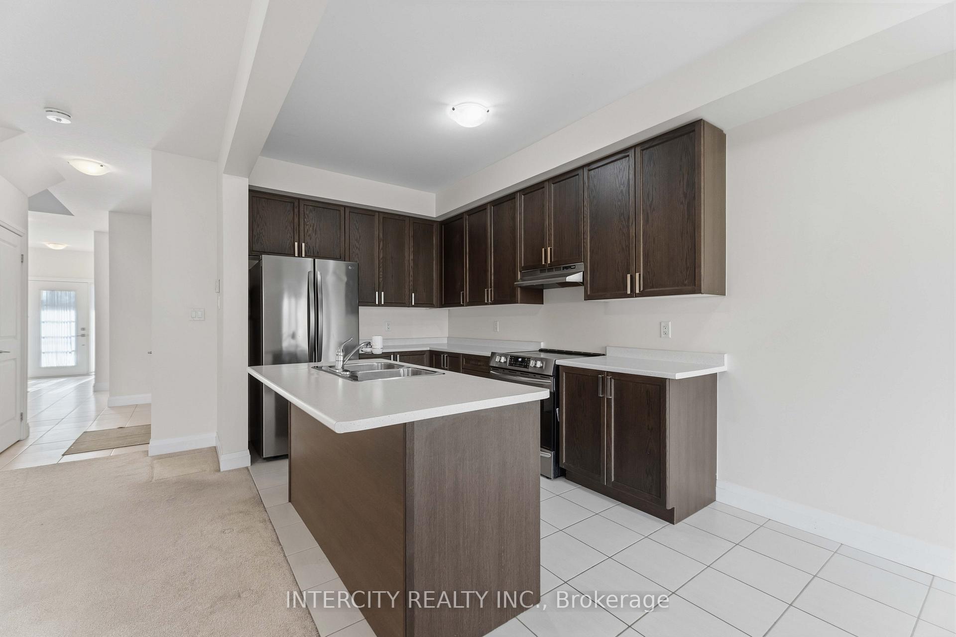 Photo 9 of 6679 Cropp Street, Niagara Falls, Morrison — HOMEH