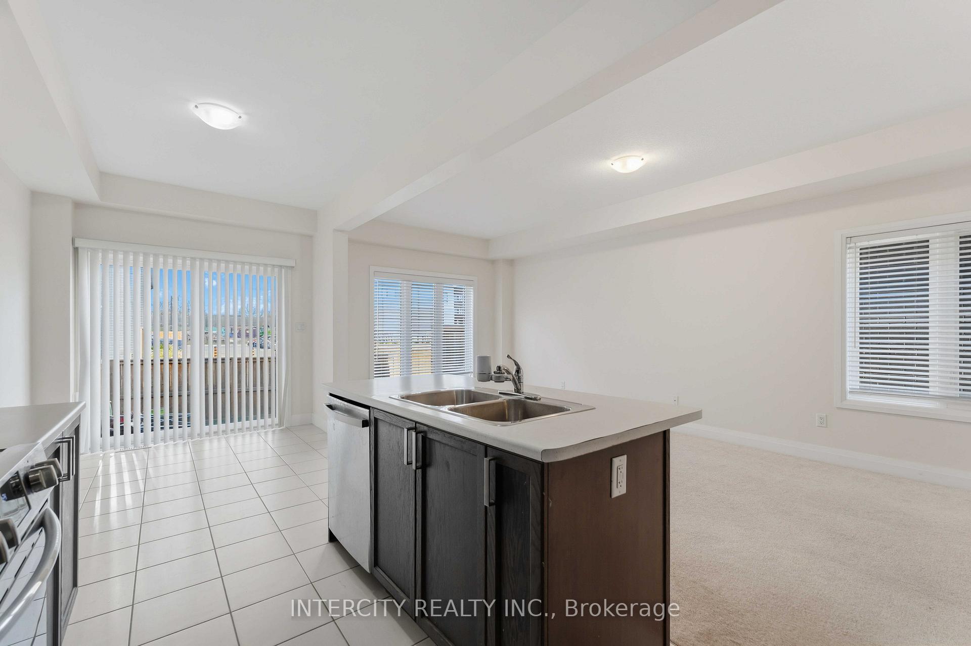 Photo 10 of 6679 Cropp Street, Niagara Falls, Morrison — HOMEH