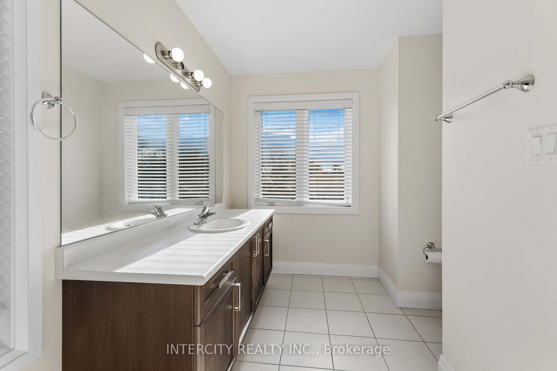 Photo 24 of 6679 Cropp Street, Niagara Falls, Morrison — HOMEH