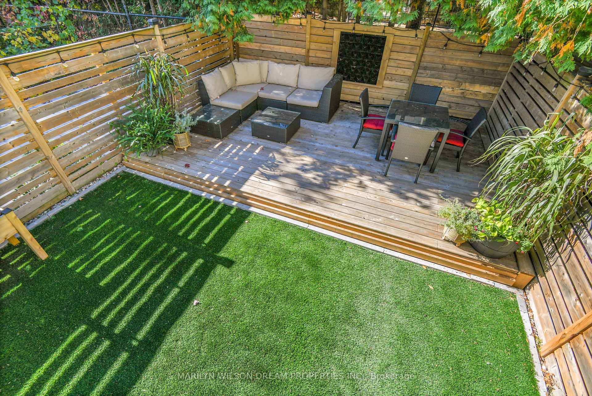 Photo 4 of Unit B, 21 Noel Street, Ottawa, Lindenlea — HOMEH