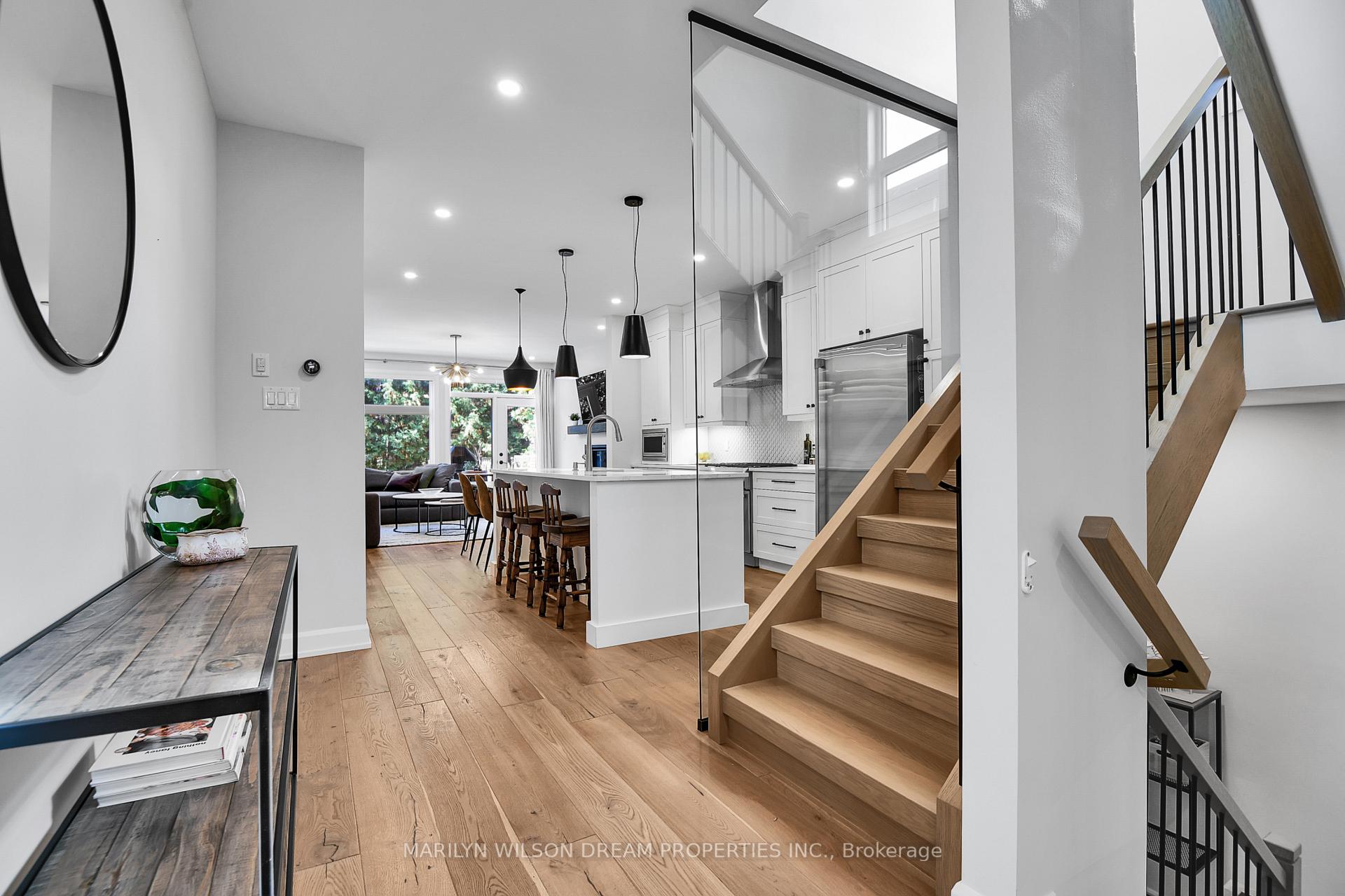 Photo 11 of Unit B, 21 Noel Street, Ottawa, Lindenlea — HOMEH