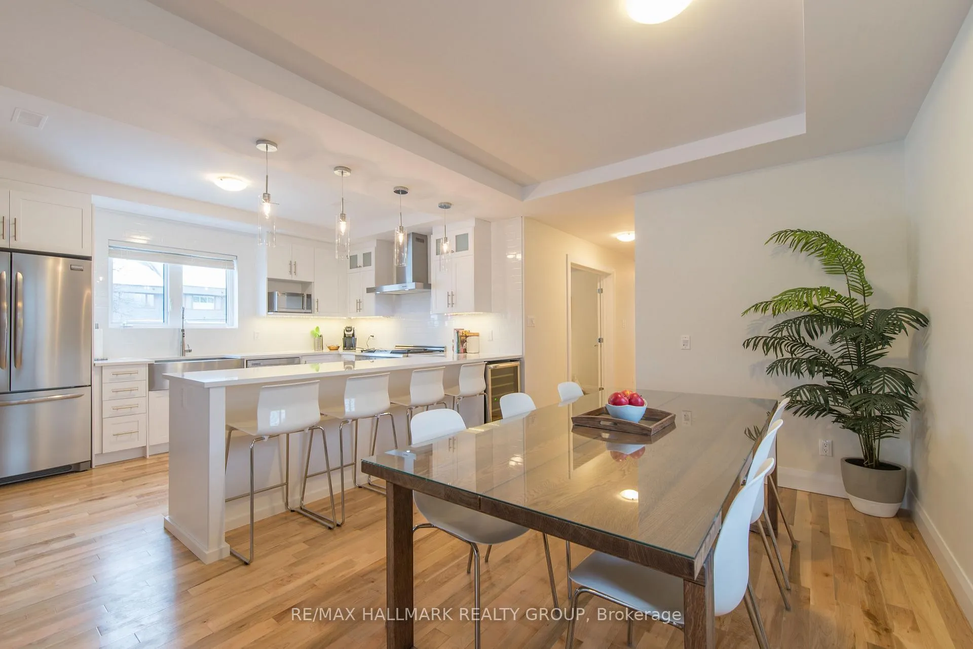 Photo 3 of 59 Douglas Avenue, Ottawa, Lindenlea — HOMEH