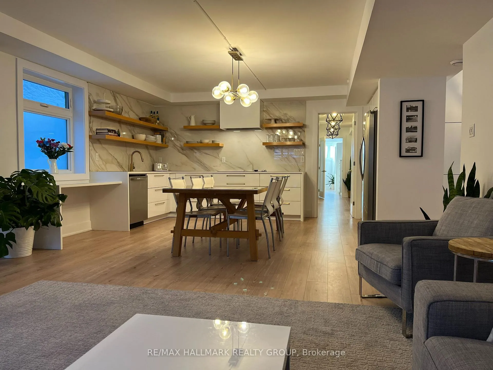 Photo 15 of 59 Douglas Avenue, Ottawa, Lindenlea — HOMEH