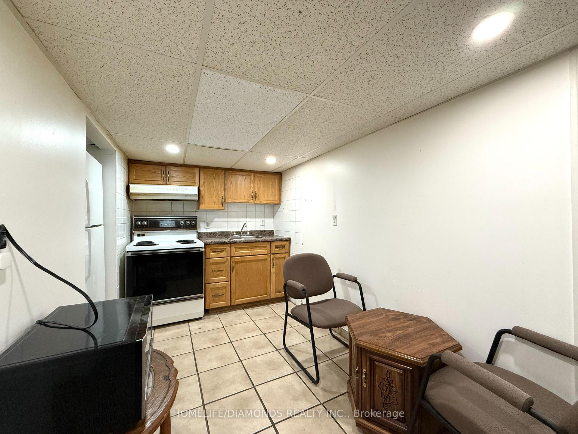 Photo 3 of Unit BSMT, 5589 Dorchester Road, Niagara Falls, Hospital — HOMEH