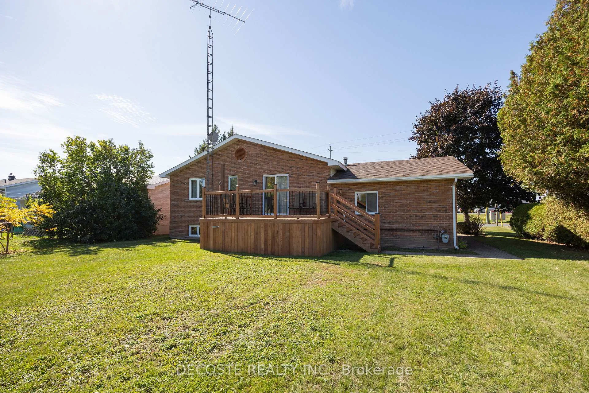 Photo 35 of 515 Tobin Street, North Glengarry, Alexandria — HOMEH