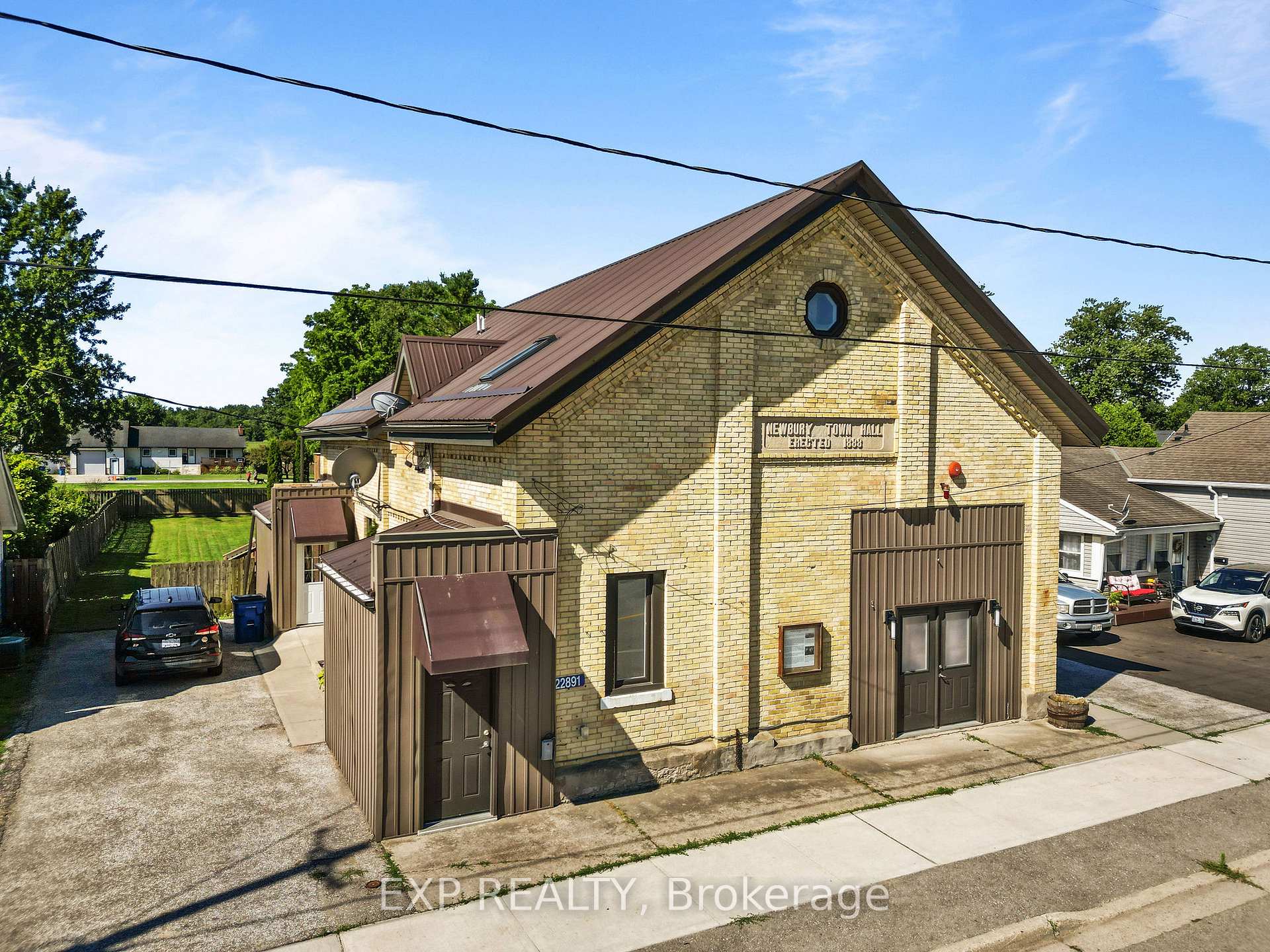 Photo 1 of 22891 Hagerty Road, Newbury — HOMEH
