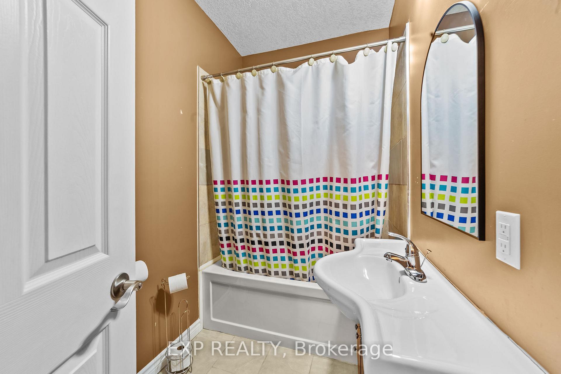Photo 24 of 22891 Hagerty Road, Newbury — HOMEH