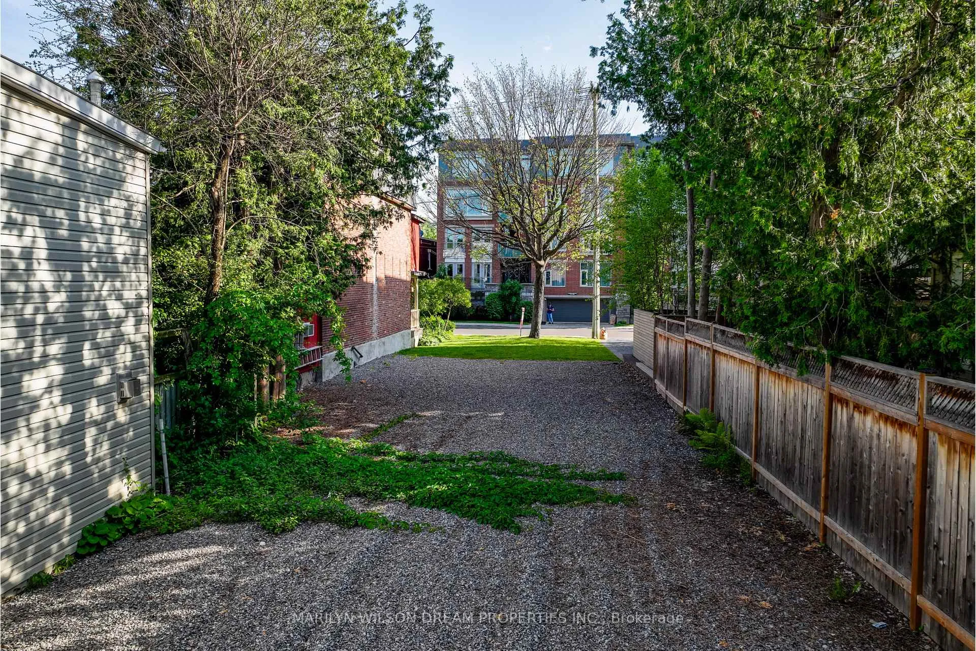 Photo 2 of 294 Mackay Street, Ottawa, Lindenlea — HOMEH