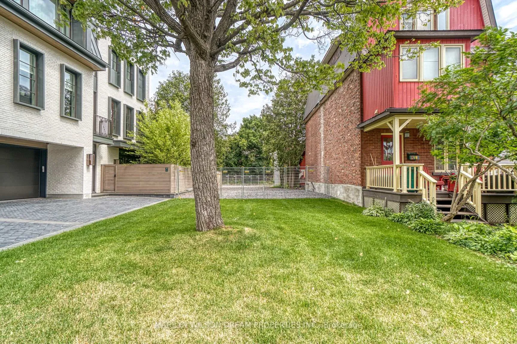 Photo 4 of 294 Mackay Street, Ottawa, Lindenlea — HOMEH