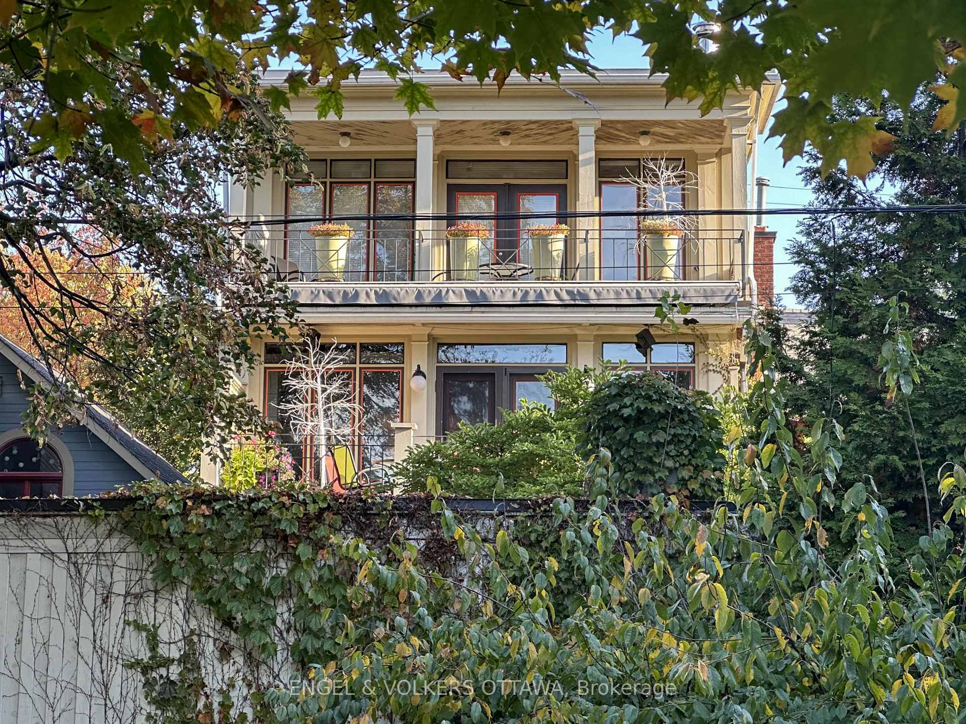Front of 105 Stanley Avenue