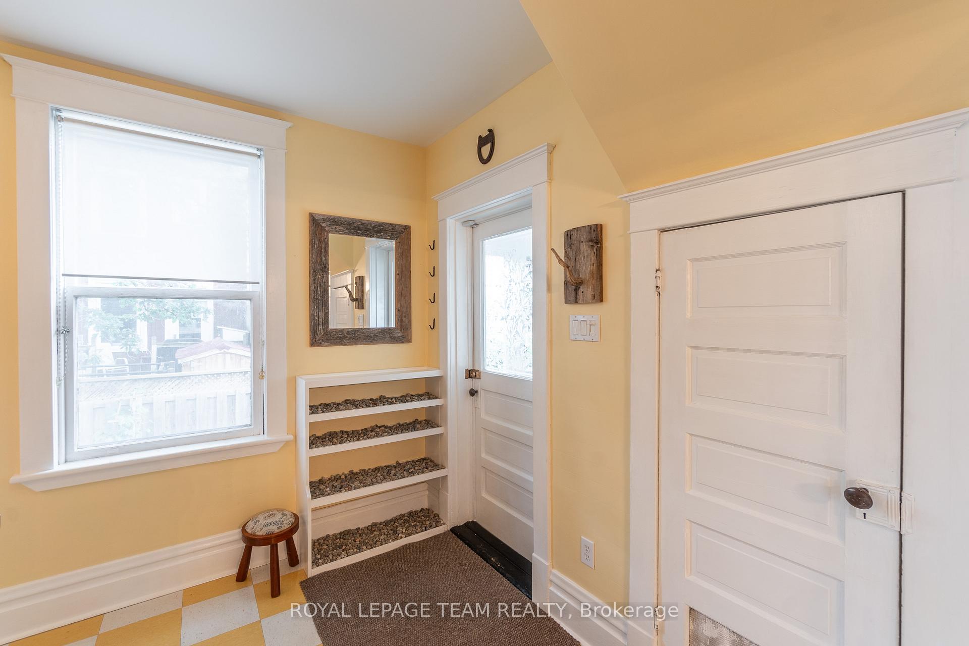 Photo 6 of 56 Bertrand Street, Ottawa, Lindenlea — HOMEH