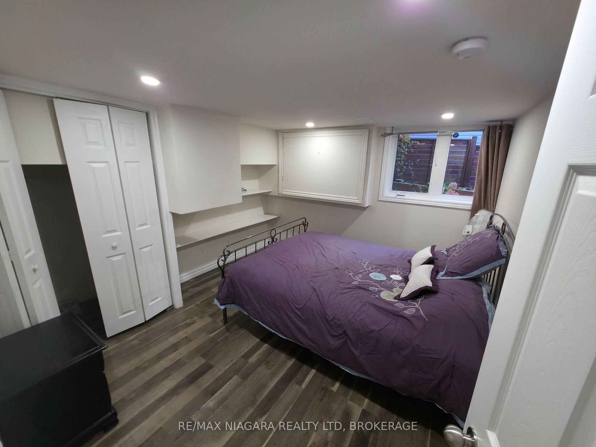 Photo 13 of Unit Lower, 7879 Buckeye Crescent, Niagara Falls, Brown — HOMEH