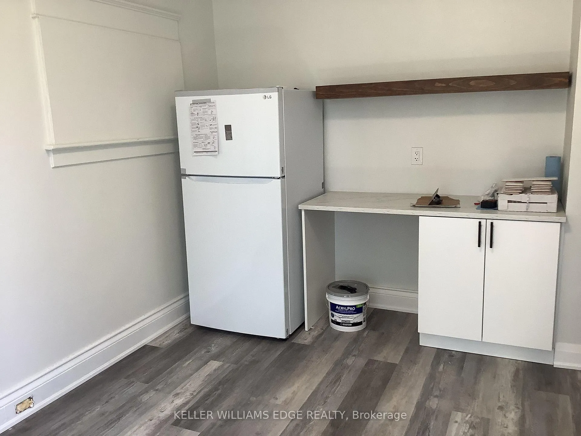 Photo 4 of Unit 4, 90 Kent Street S, Norfolk, Simcoe — HOMEH