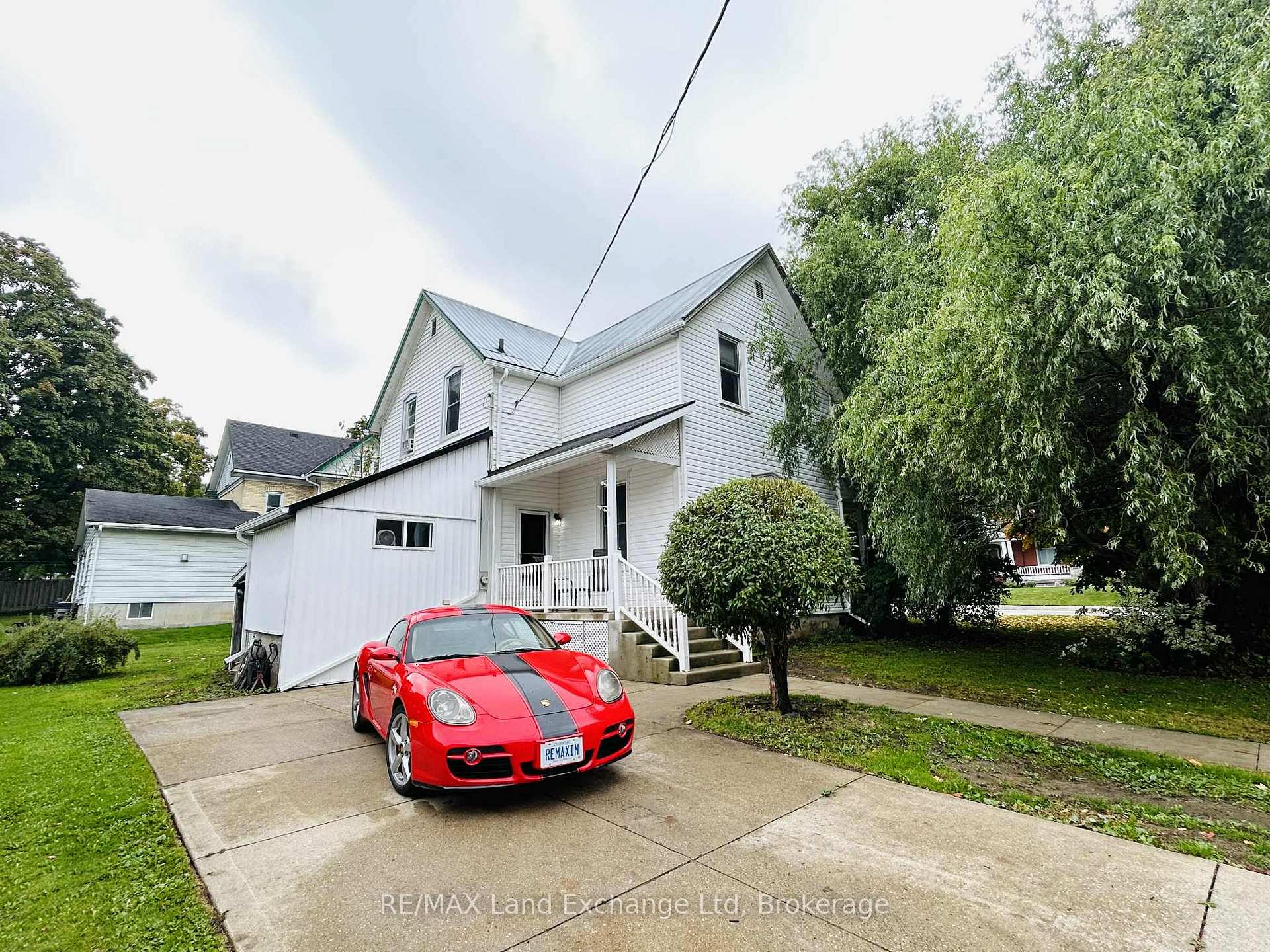 Photo 5 of 81 Patrick Street E, North Huron, Wingham — HOMEH