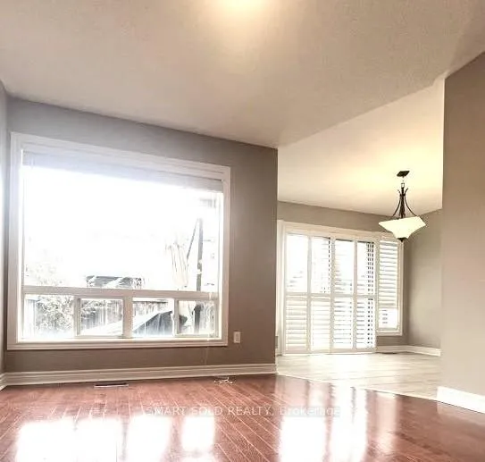 Photo 3 of 12 Lismer Crescent, Caledon, Bolton West — HOMEH